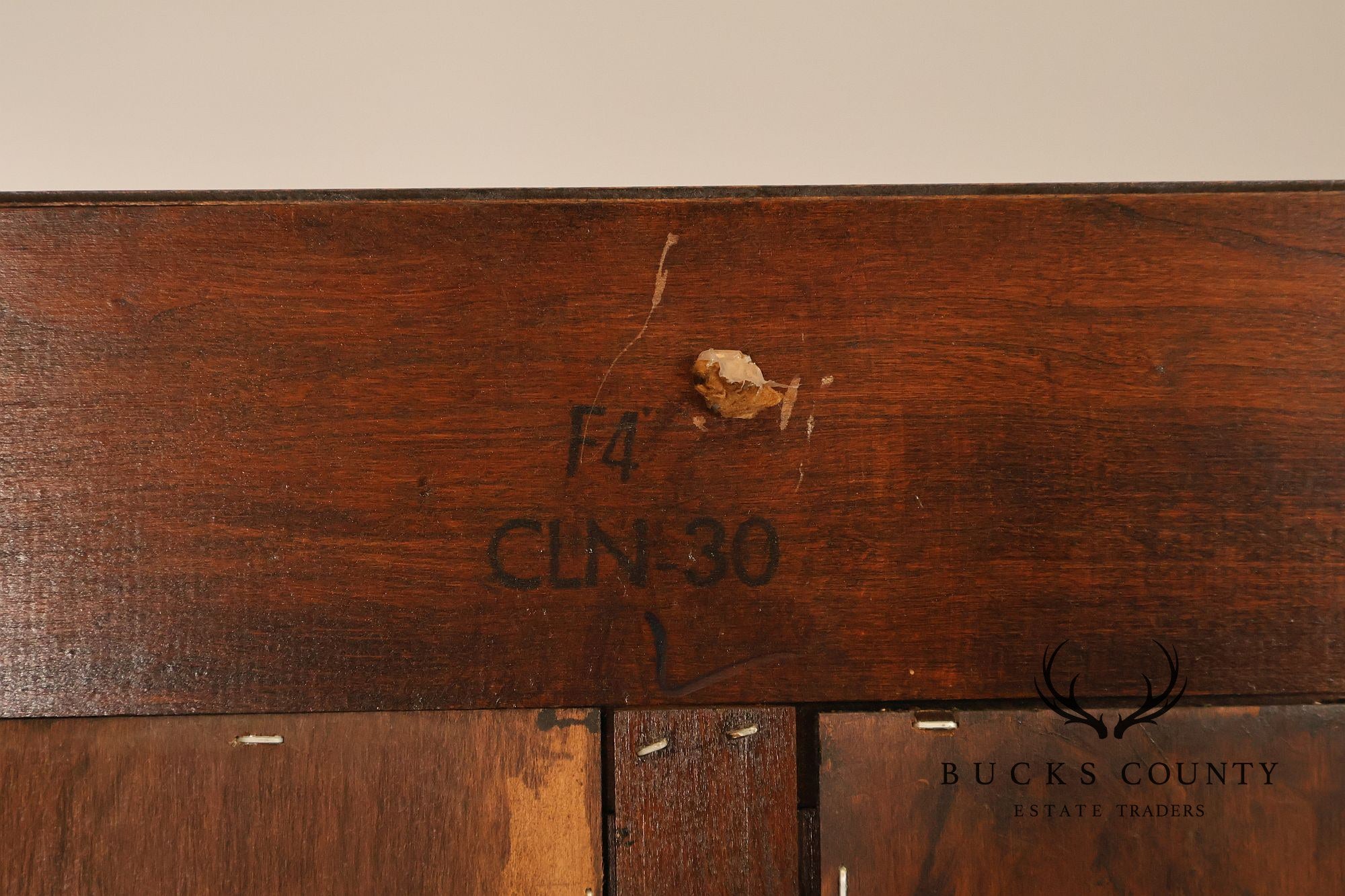 Ethan Allen 'Georgian Court' Cherry China Cabinet