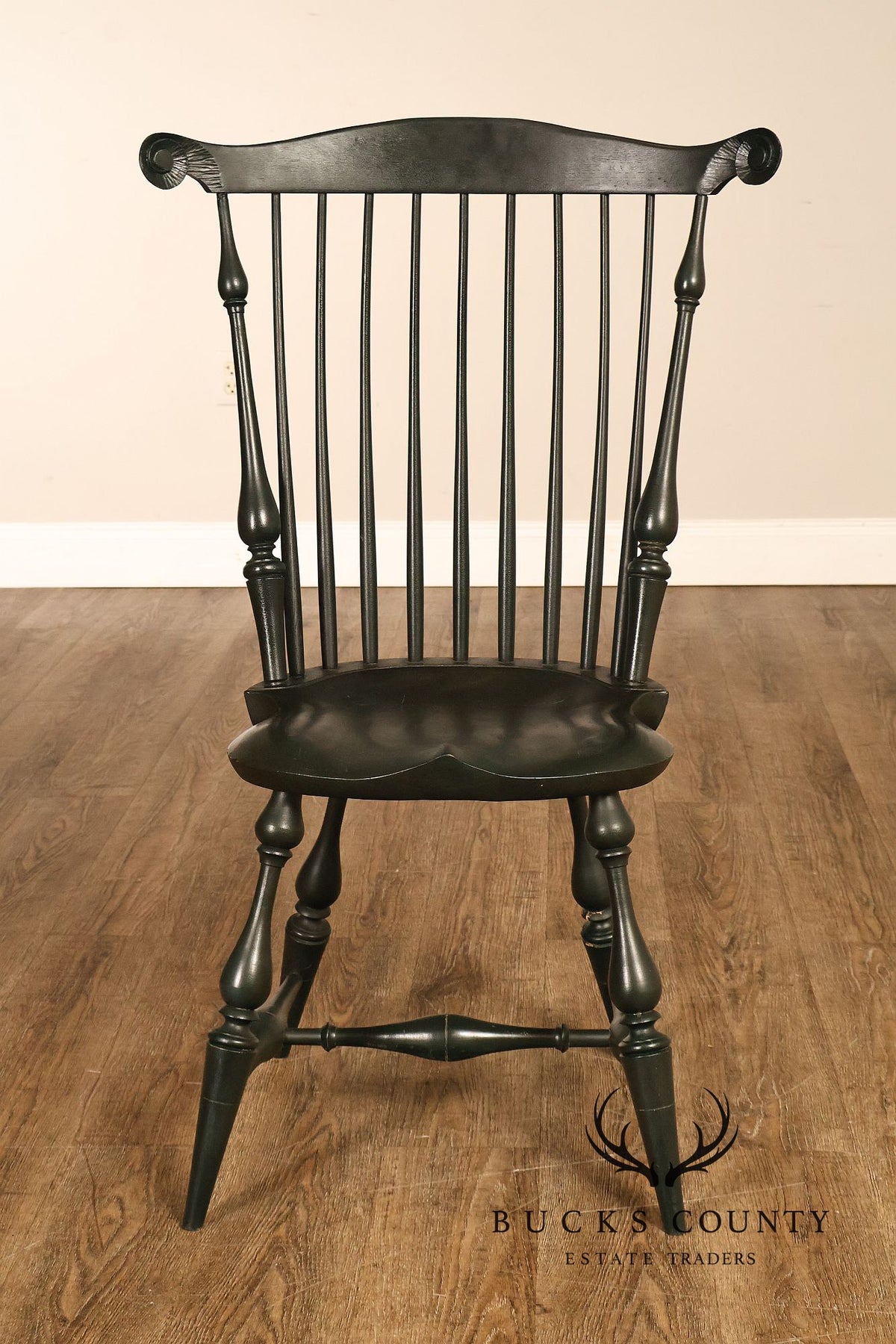River Bend Chair Co. Set Of Eight Dark Green Painted Comb Back Windsor Dining Chairs