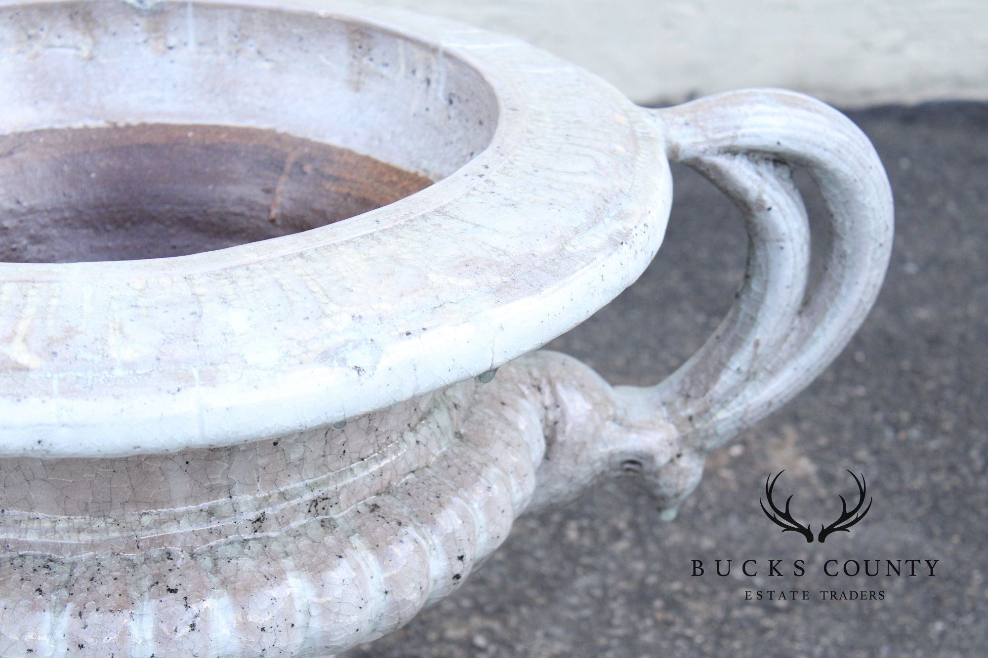 Classical Style Glazed Terracotta Garden Urn Planter