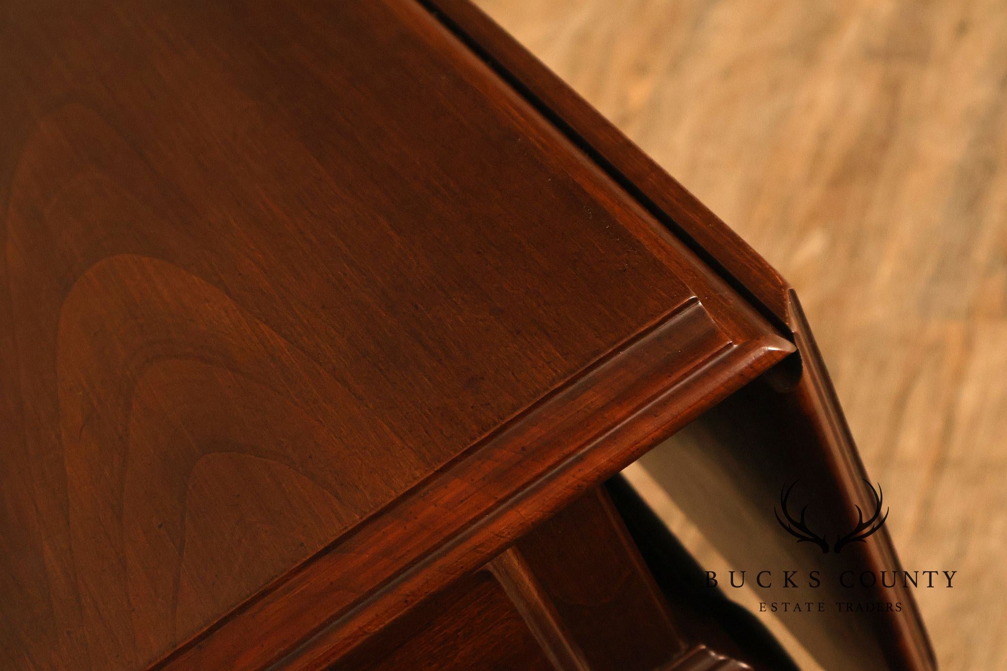 Ethan Allen Vintage Queen Anne Style Cherry Drop Leaf Side Table