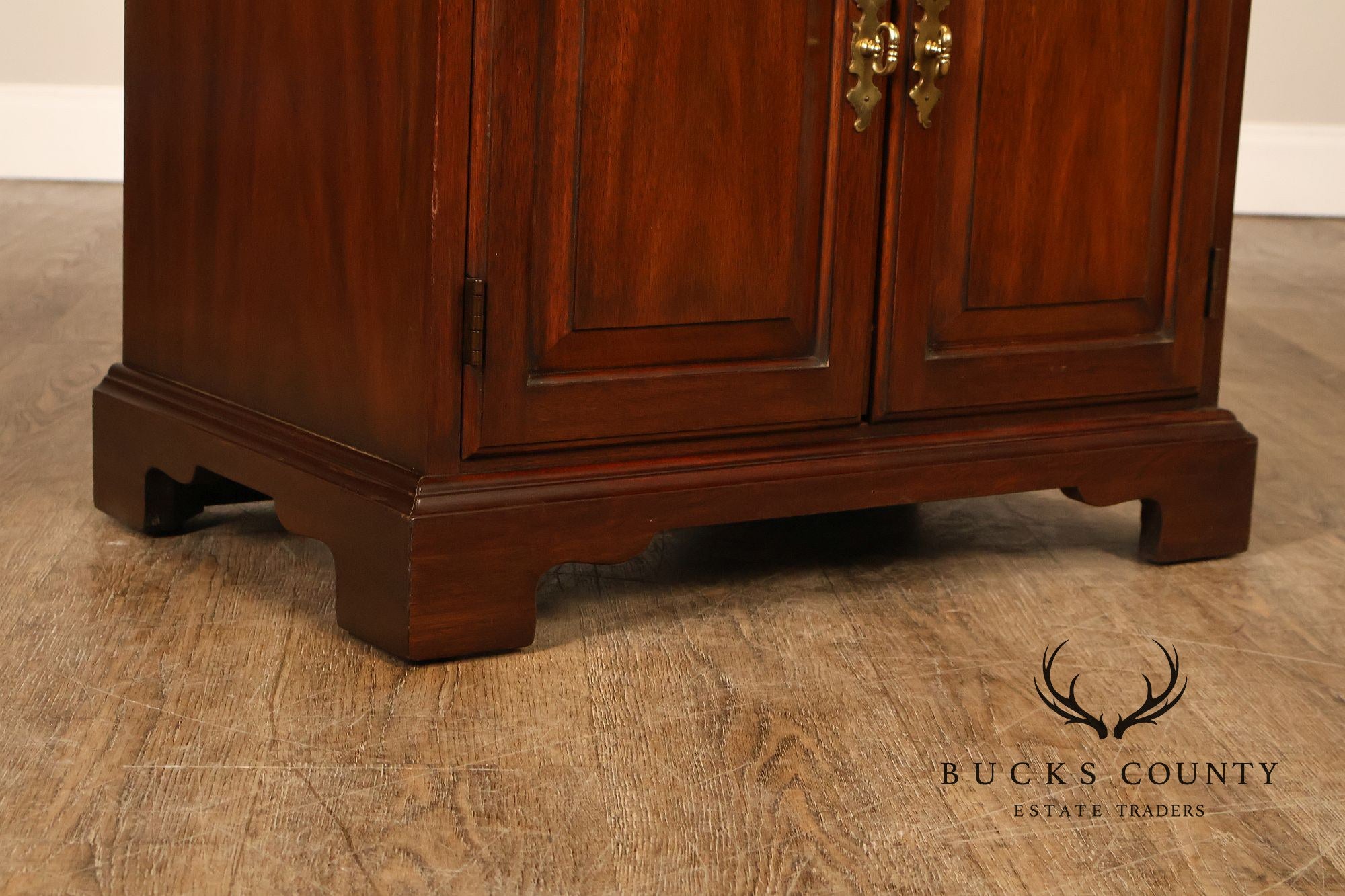 Henkel Harris Mahogany Pair of Nightstands