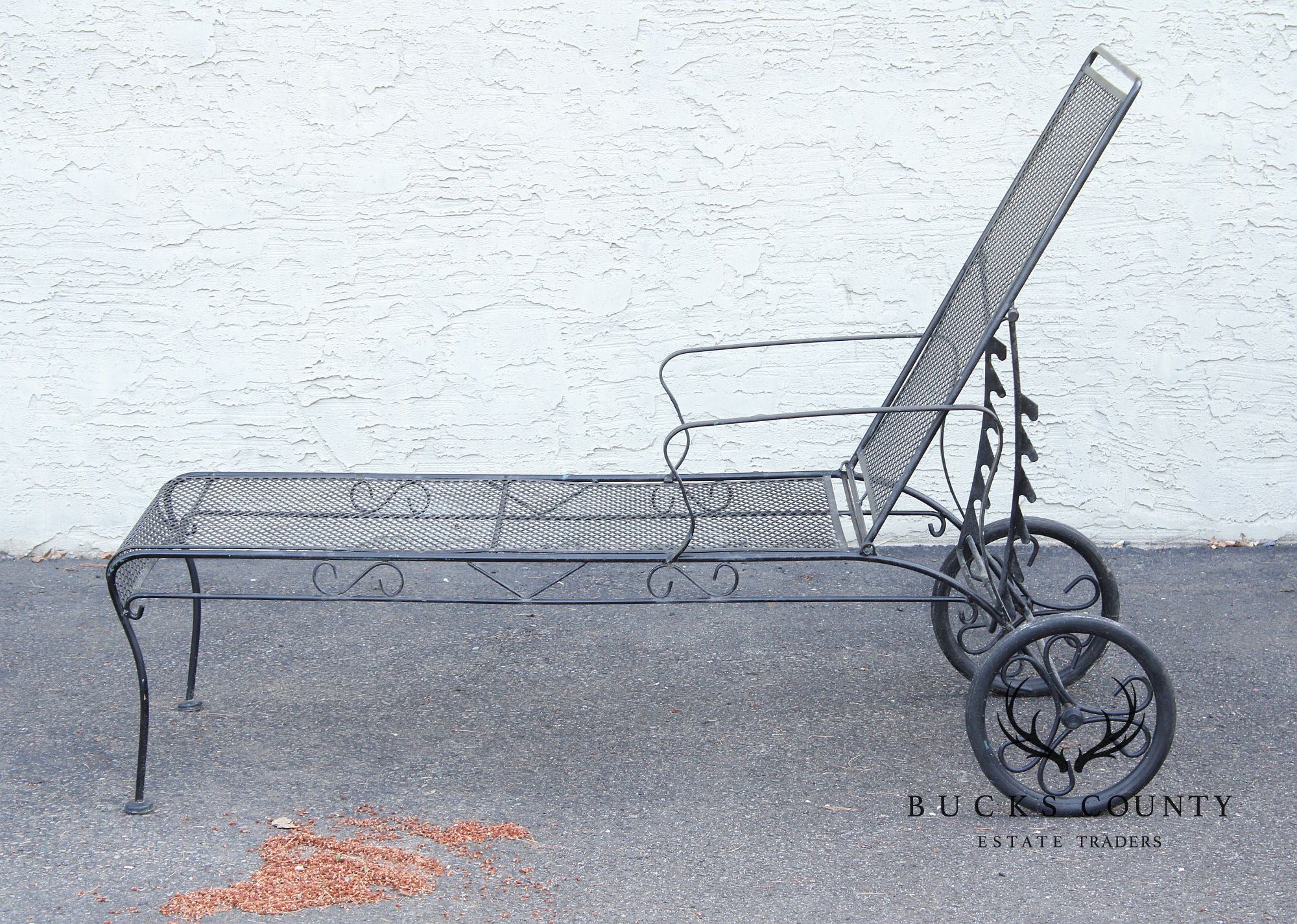 Vintage Wrought Iron Outdoor Patio Chaise Lounge