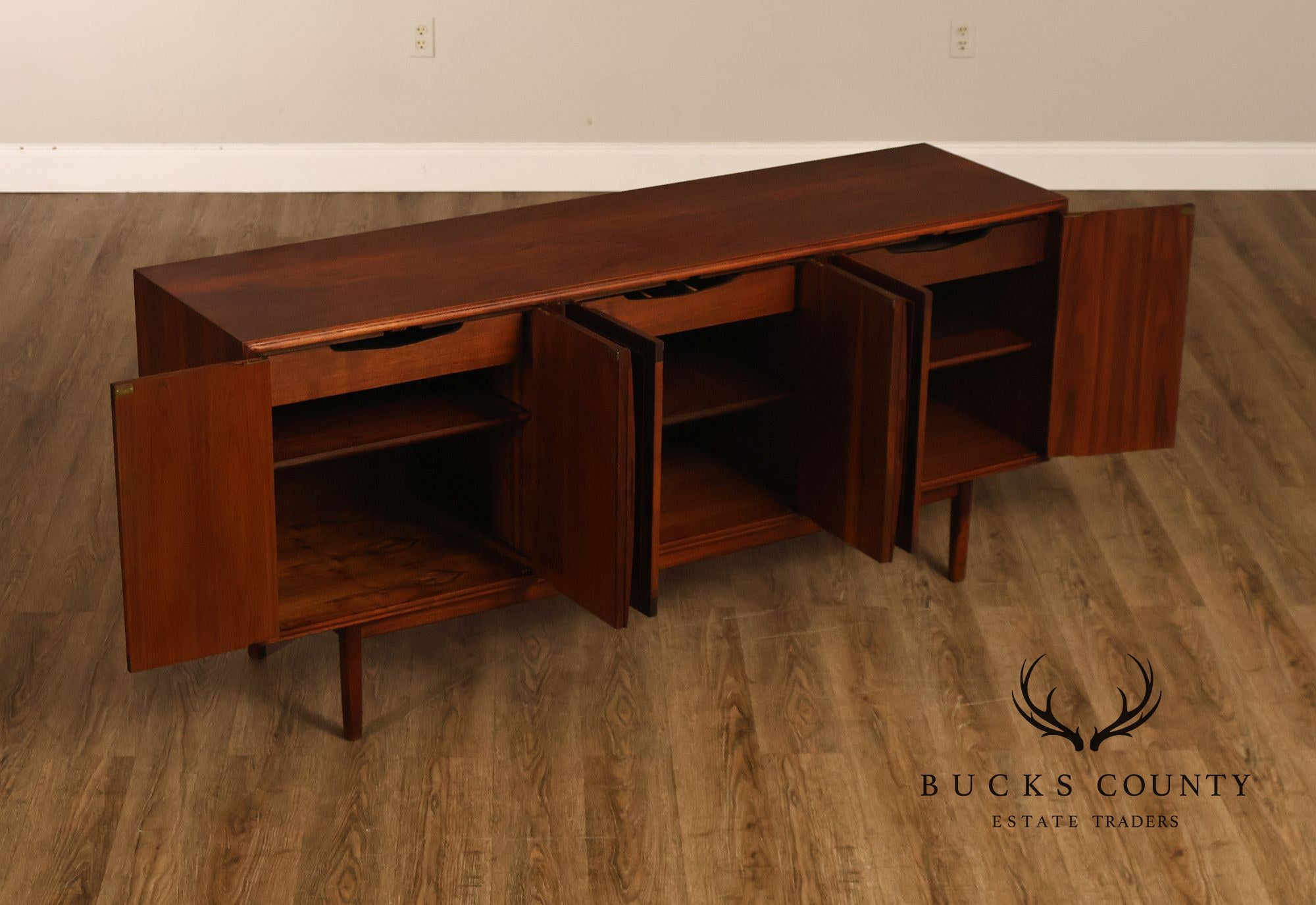 Jack Cartwright Founders Mid Century Modern Walnut Credenza Sideboard