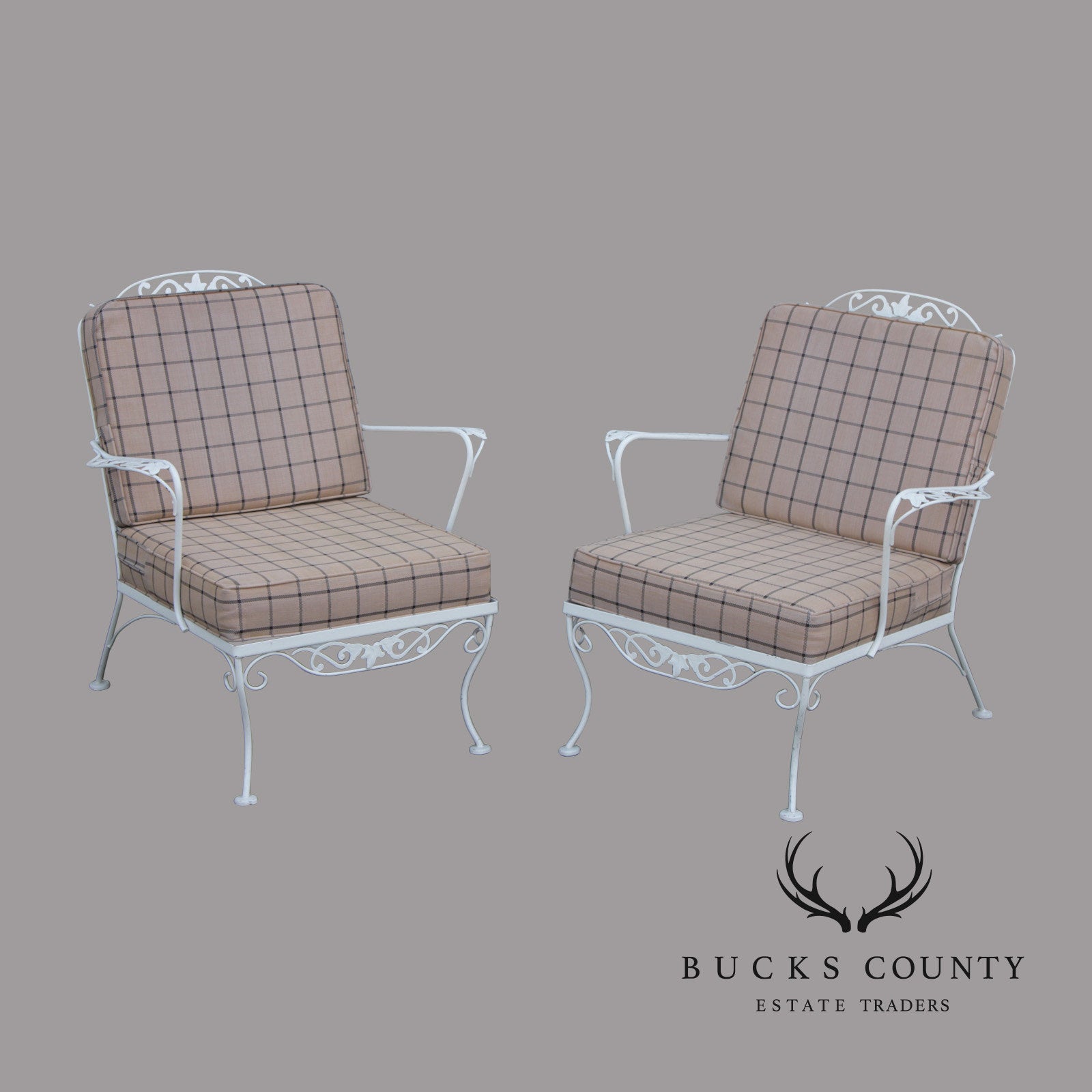 Vintage Pair of Wrought Iron Outdoor Patio Lounge Chairs