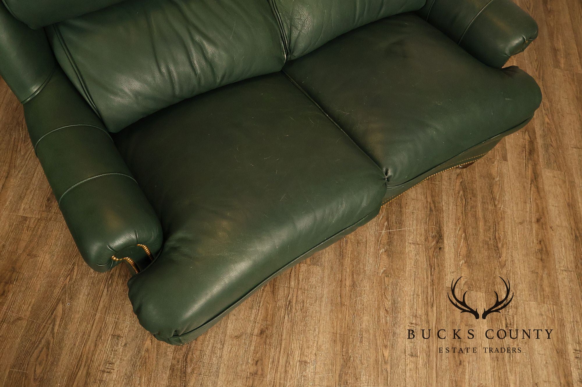 Hancock & Moore Traditional Leather Loveseat