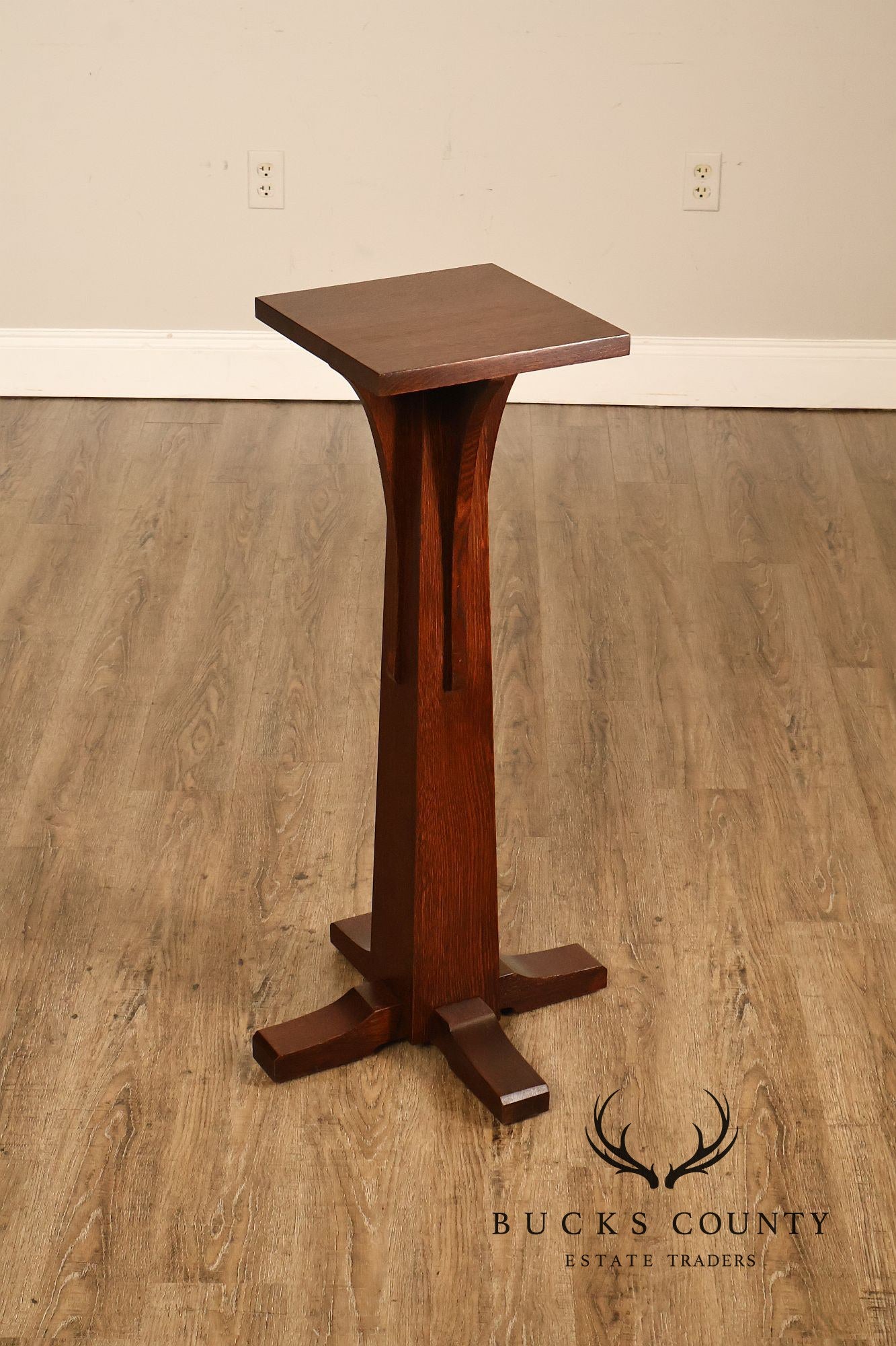 Stickley Mission Collection Oak Pedestal