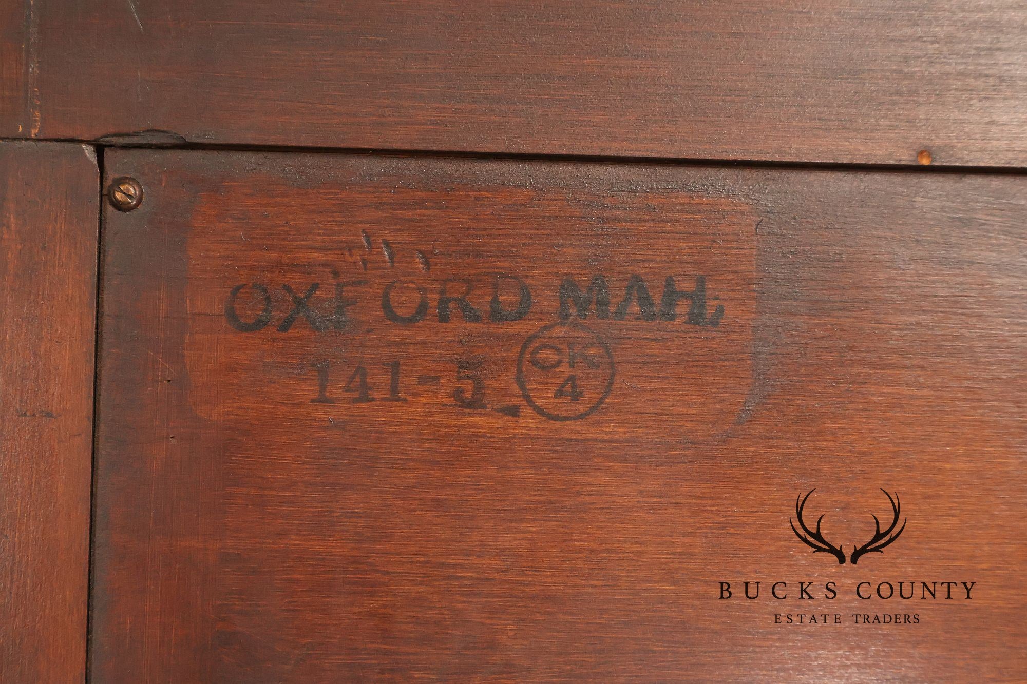 Kindel Georgian Style Mahogany Chest on Chest