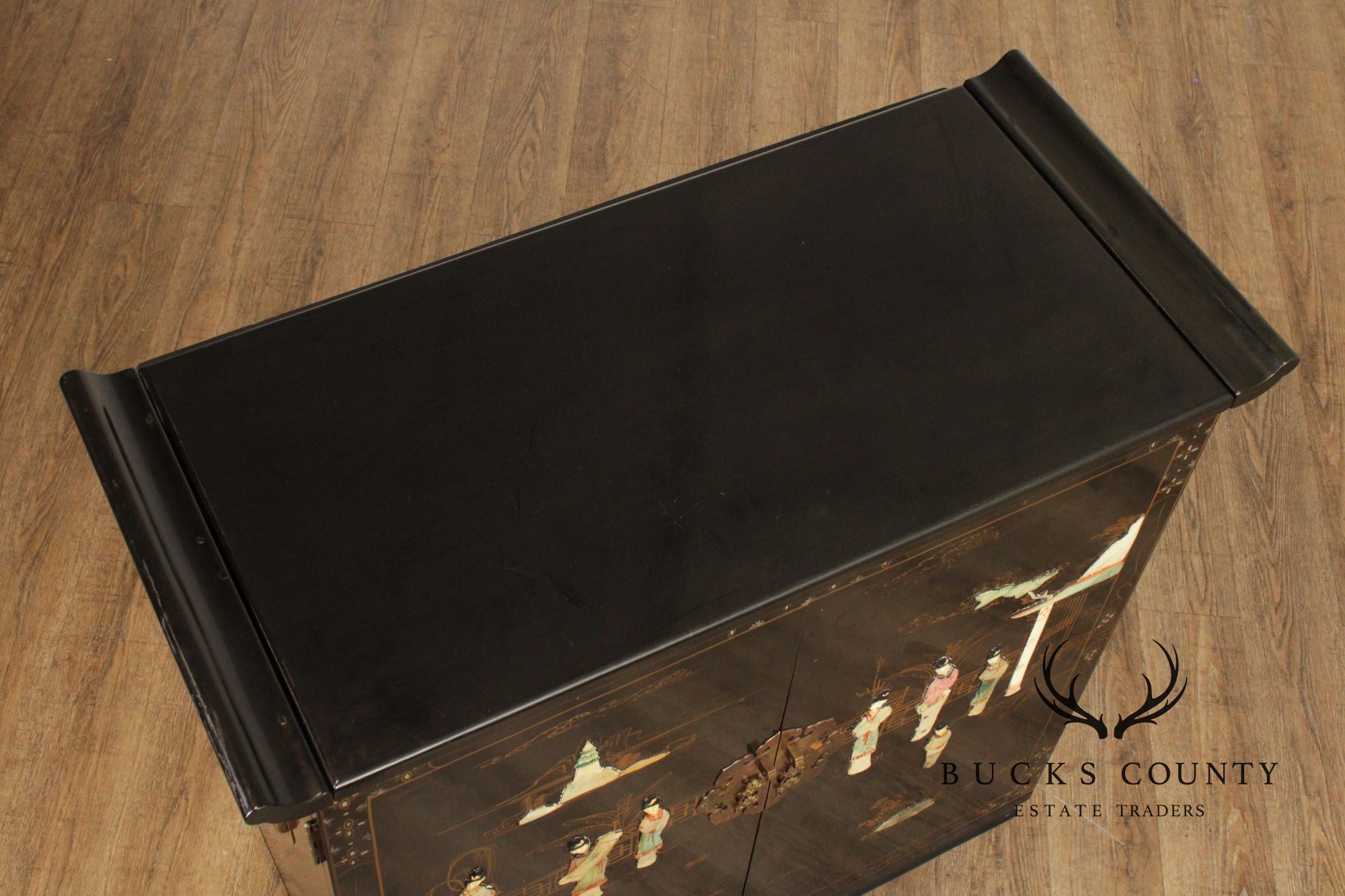 Chinoiserie Lift Top Bar Cabinet