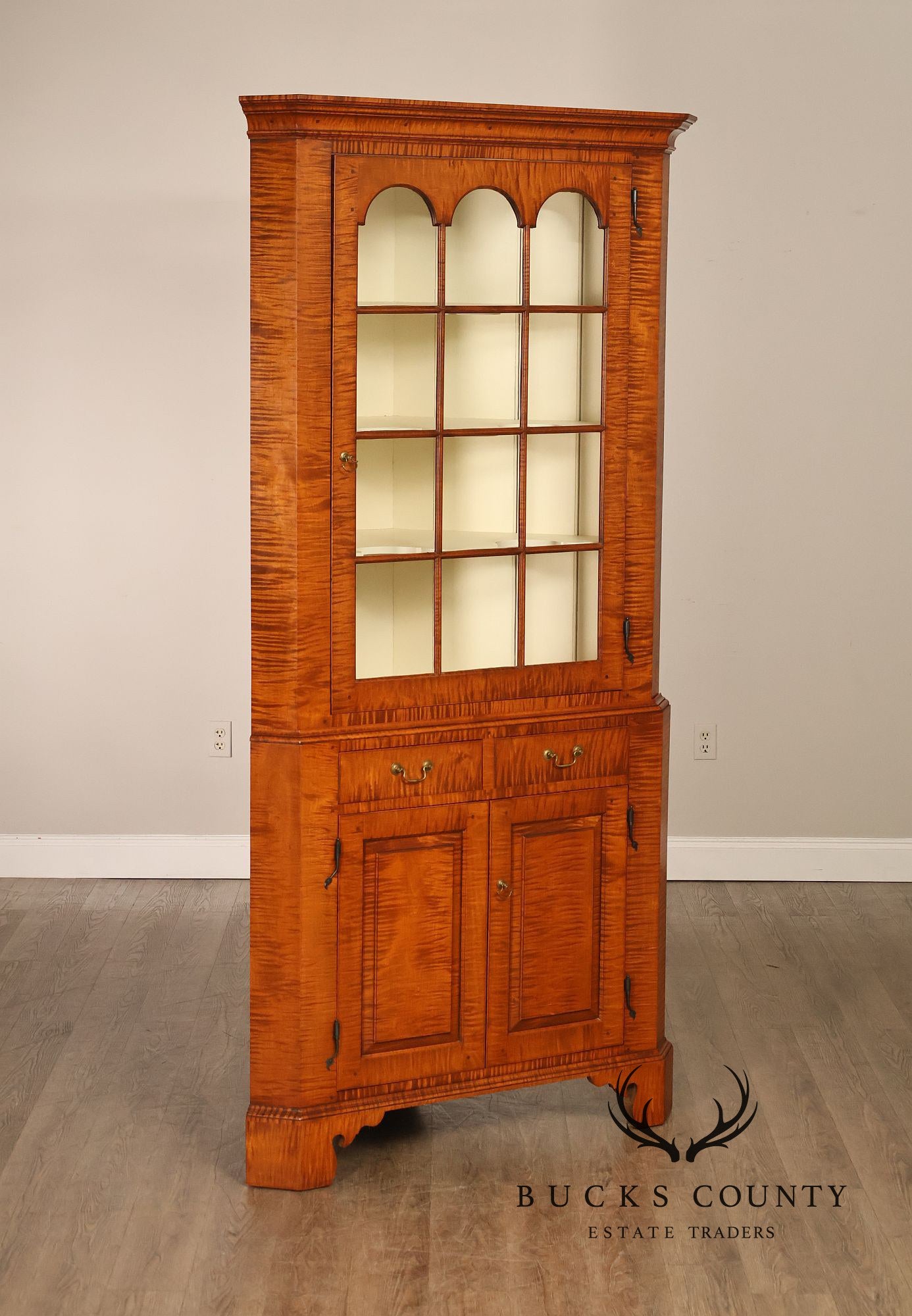 Louis Irion Tiger Maple Corner Cabinet*