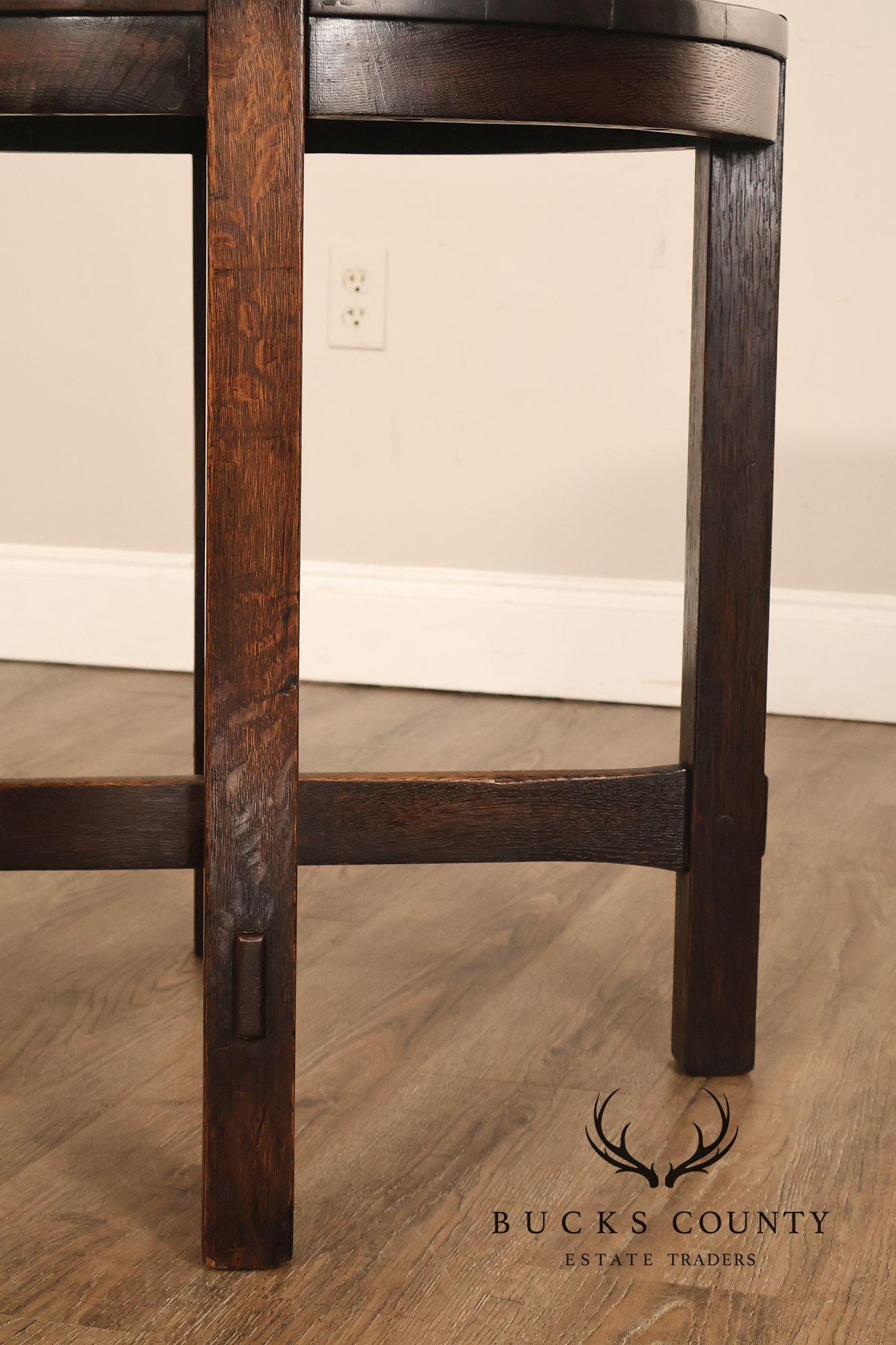 Early Gustav Stickley Mission Oak 26 Inch Round Table #439