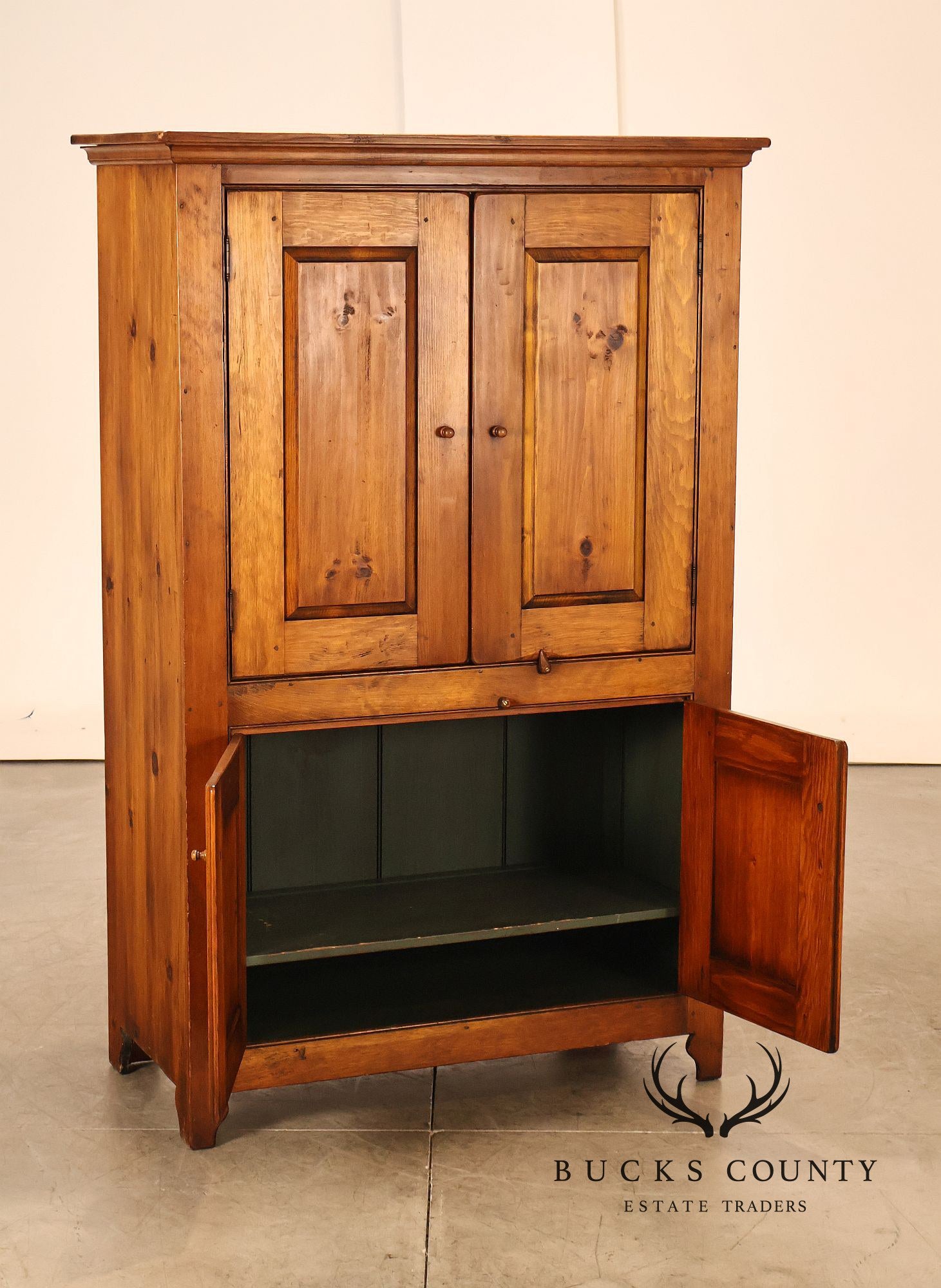 William Draper Cabinetmaker Rustic Country Pine Four Door Cupboard