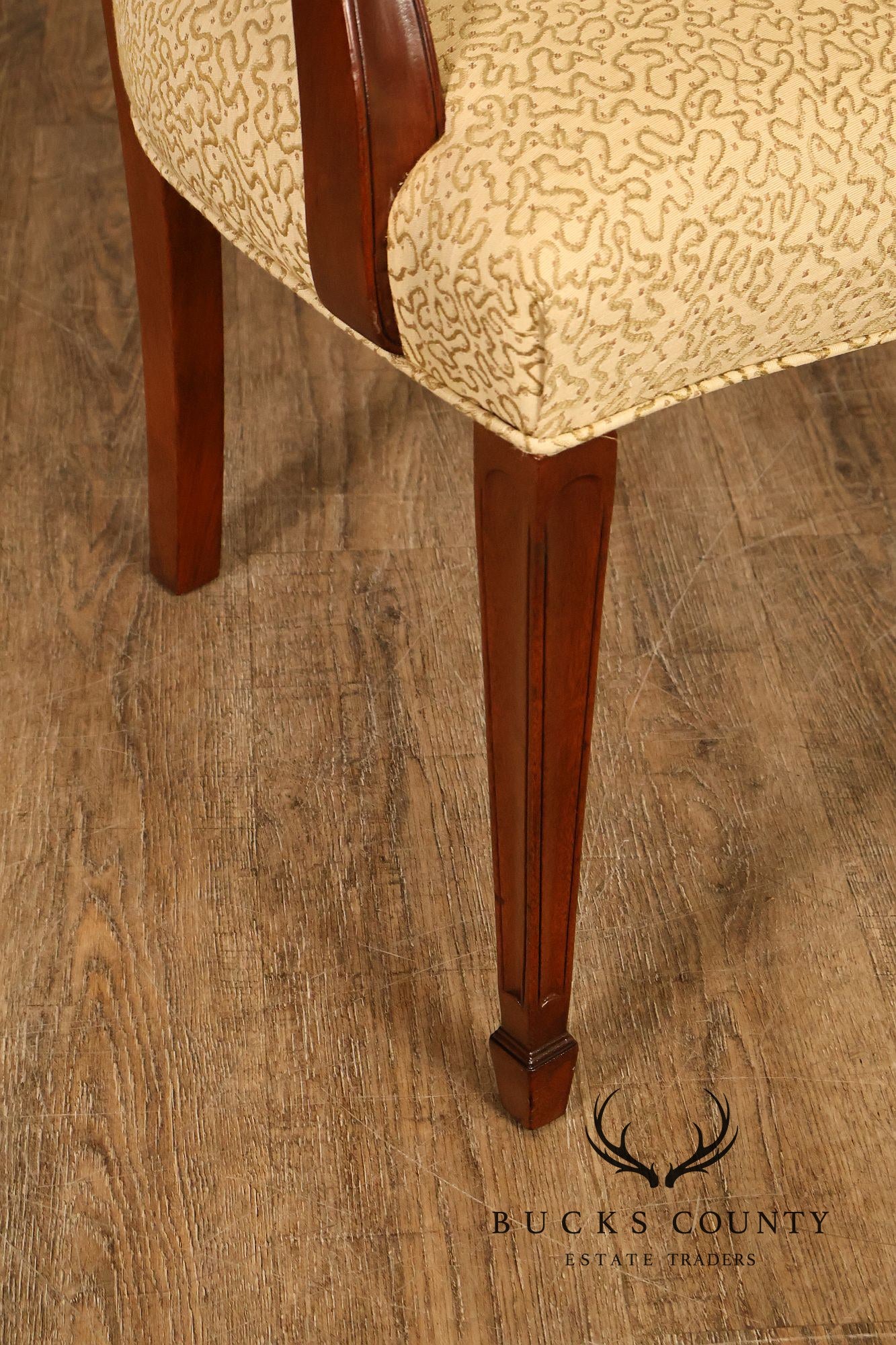 Stickley Hepplewhite Style Set of Eight Mahogany Shield Back Dining Chairs