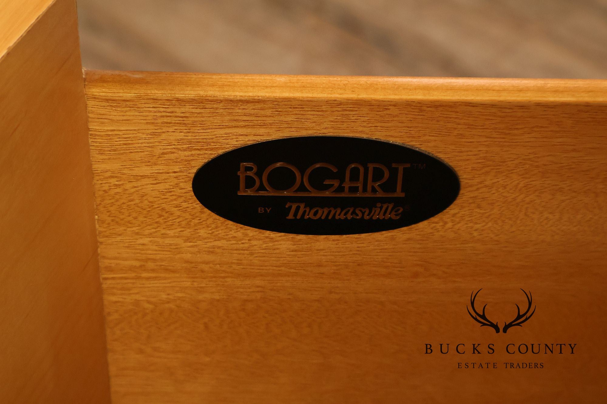 Thomasville Bogart Collection Bow Front Curio Display Cabinet