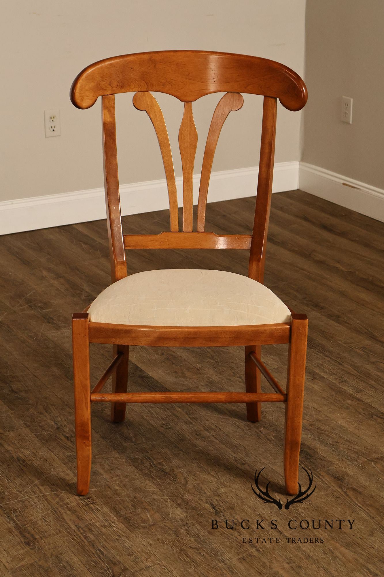 Nichols & Stone Set of 6 French Country Style Maple Dining Chairs