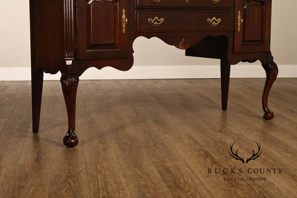 Thomasville 'Collectors Cherry' Georgian Style Sideboard