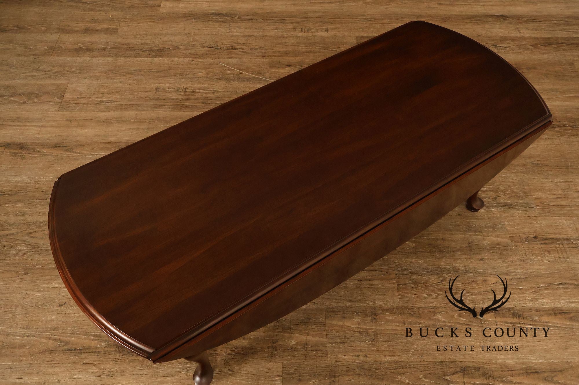 Ethan Allen Queen Anne Style Cherry Drop Leaf Coffee Table