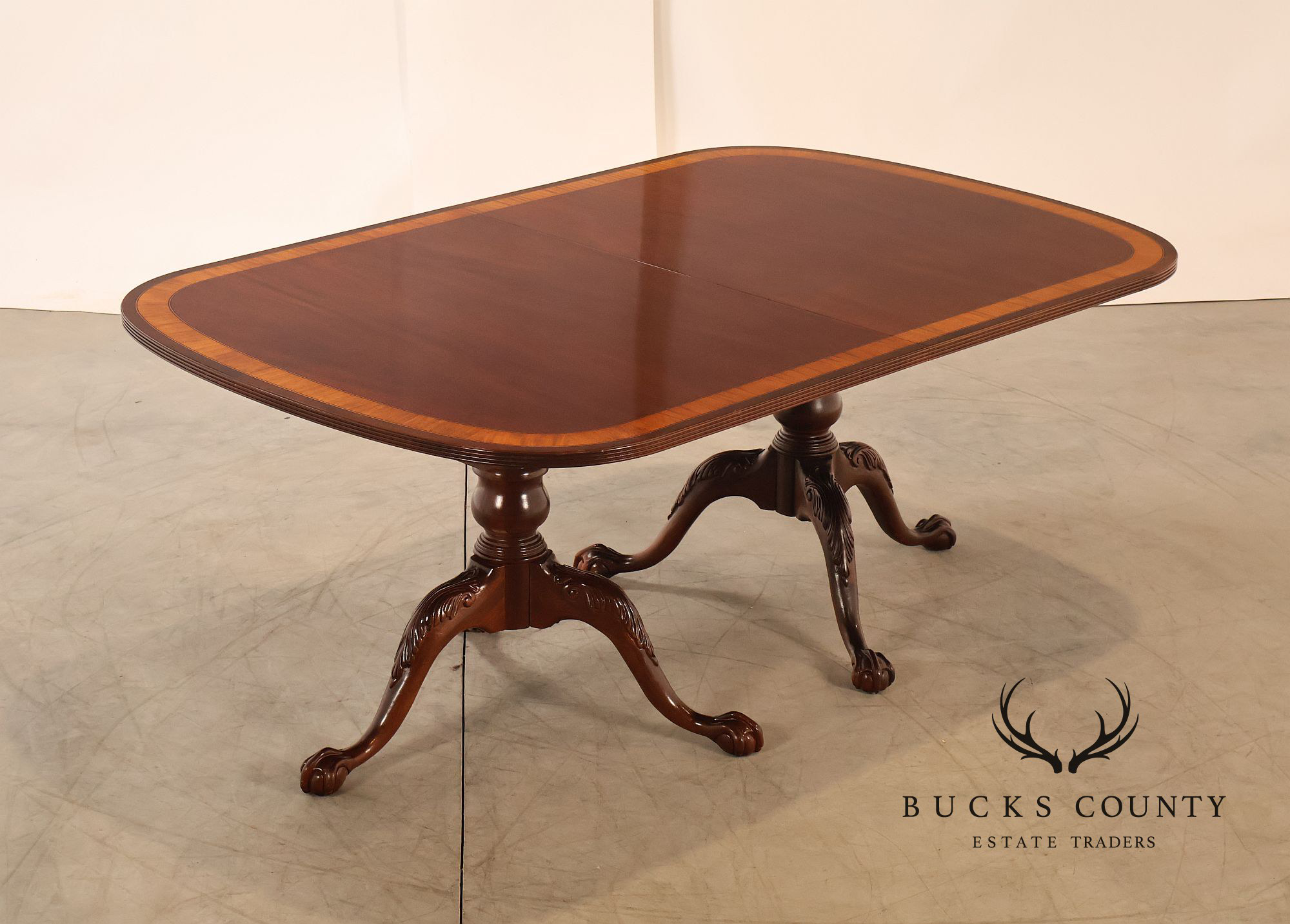 Ethan Allen '18th Century Mahogany' Double Pedestal Dining Table