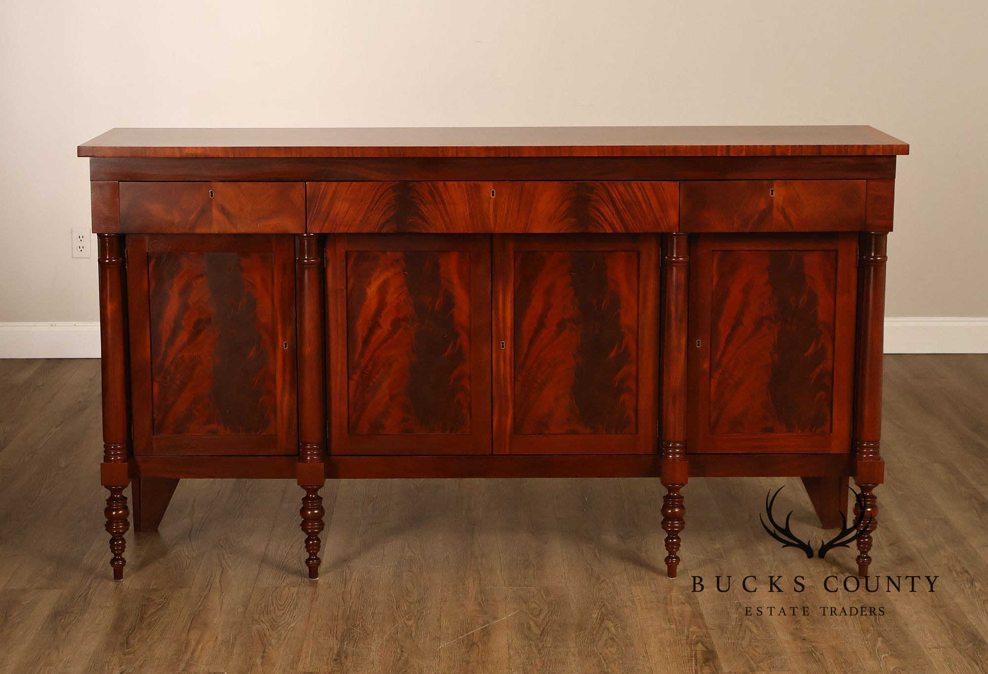 Craftique Sheraton Style Mahogany Sideboard