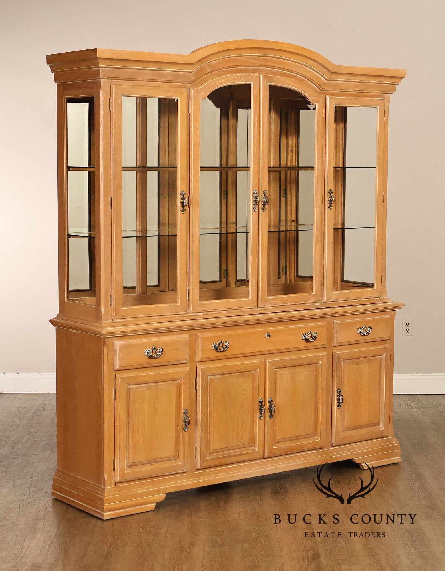 Hespeler Furniture Light Oak Illuminated China Cabinet