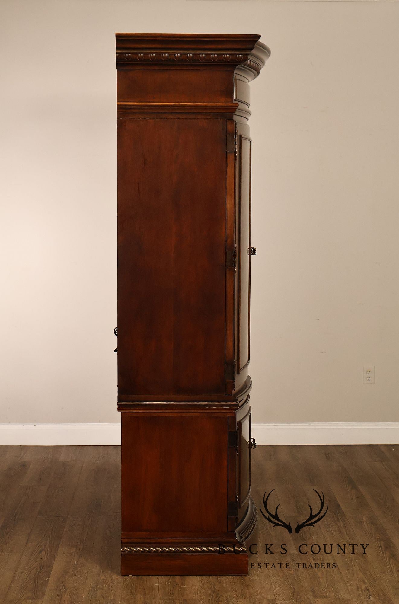 Drexel Heritage Hampshire Traditional Burl Wood Entertainment Armoire