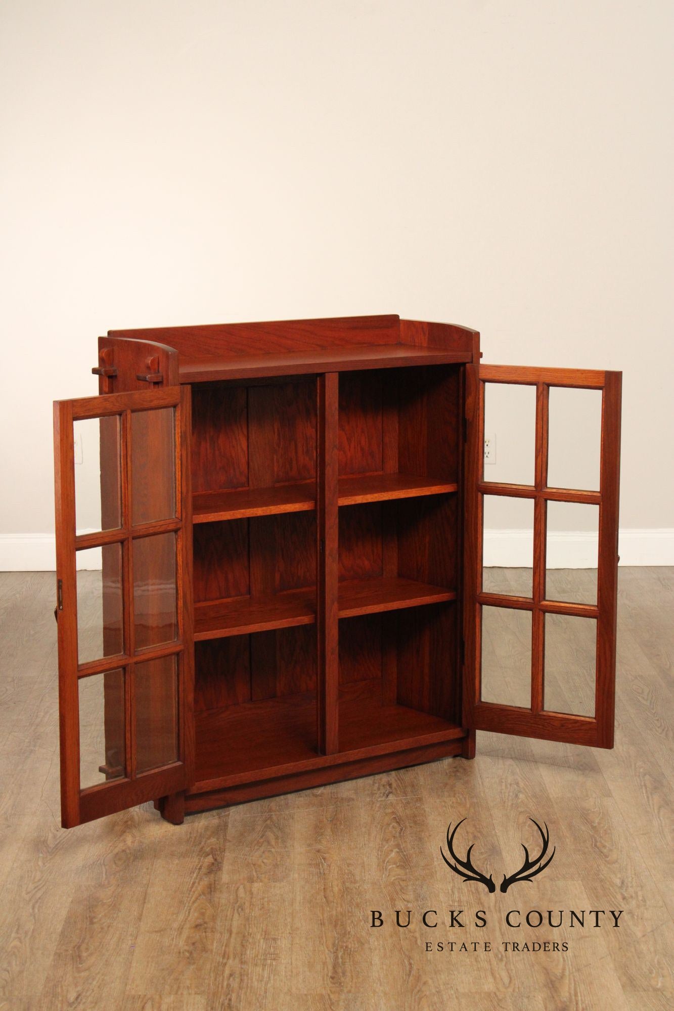 Gustav Stickley Rare Antique Mission Oak Small Two Door Bookcase