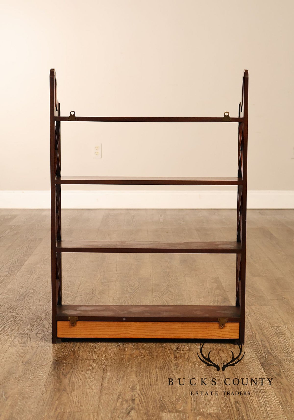 Kittinger Williamsburg Adaptation Mahogany Hanging Wall Shelf