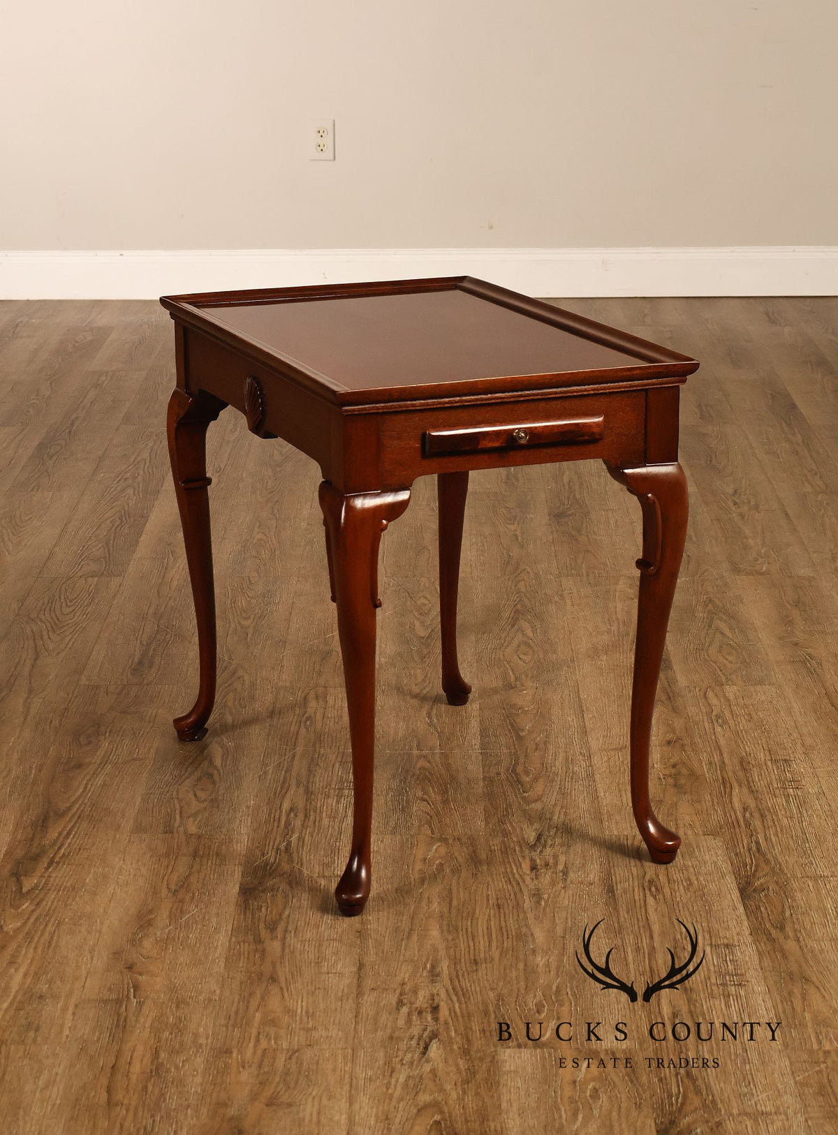 Queen Anne Style Mahogany Tea Side Table