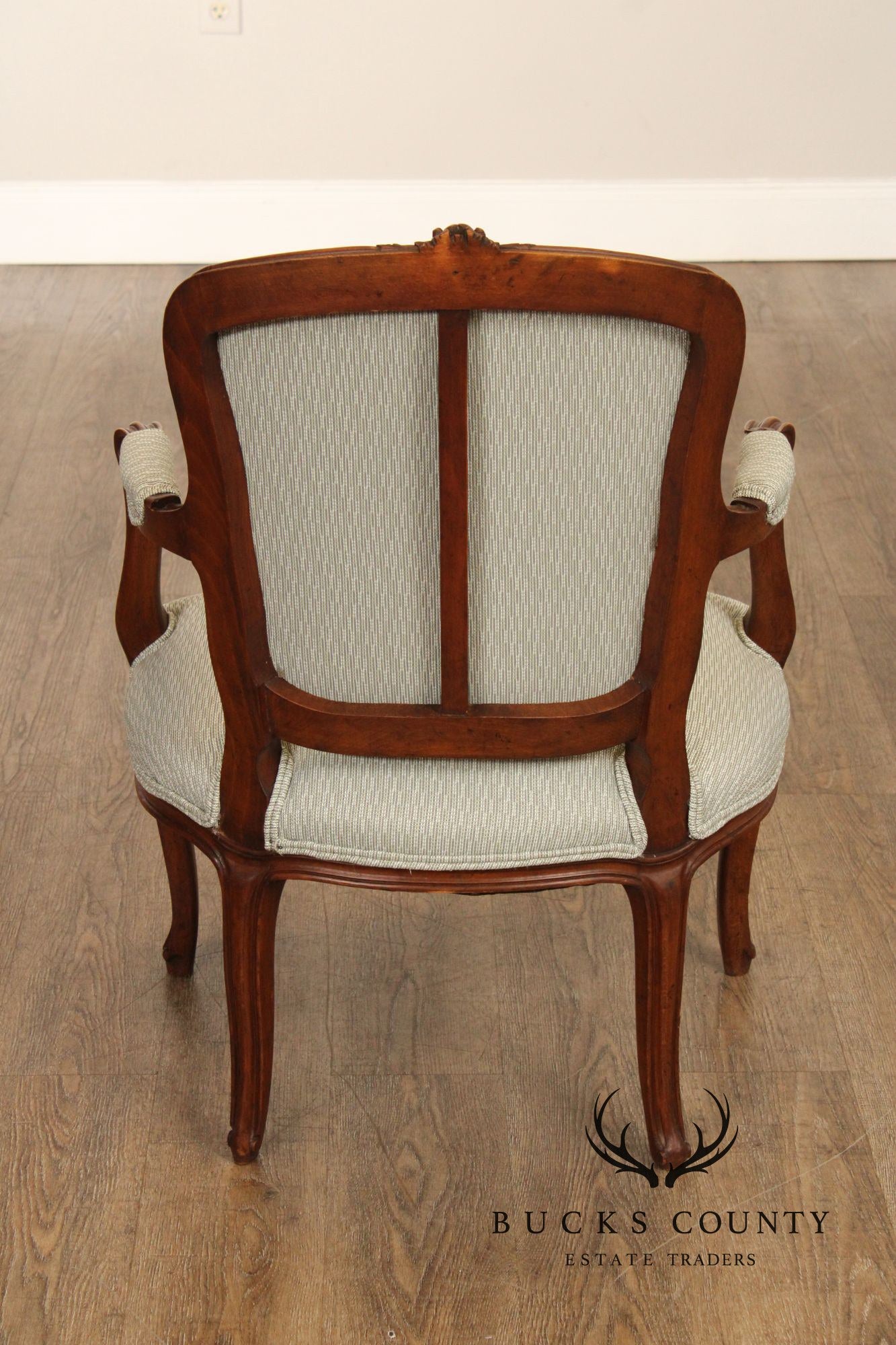 Antique French Louis XV Style Pair of Carved Fauteuil Armchairs