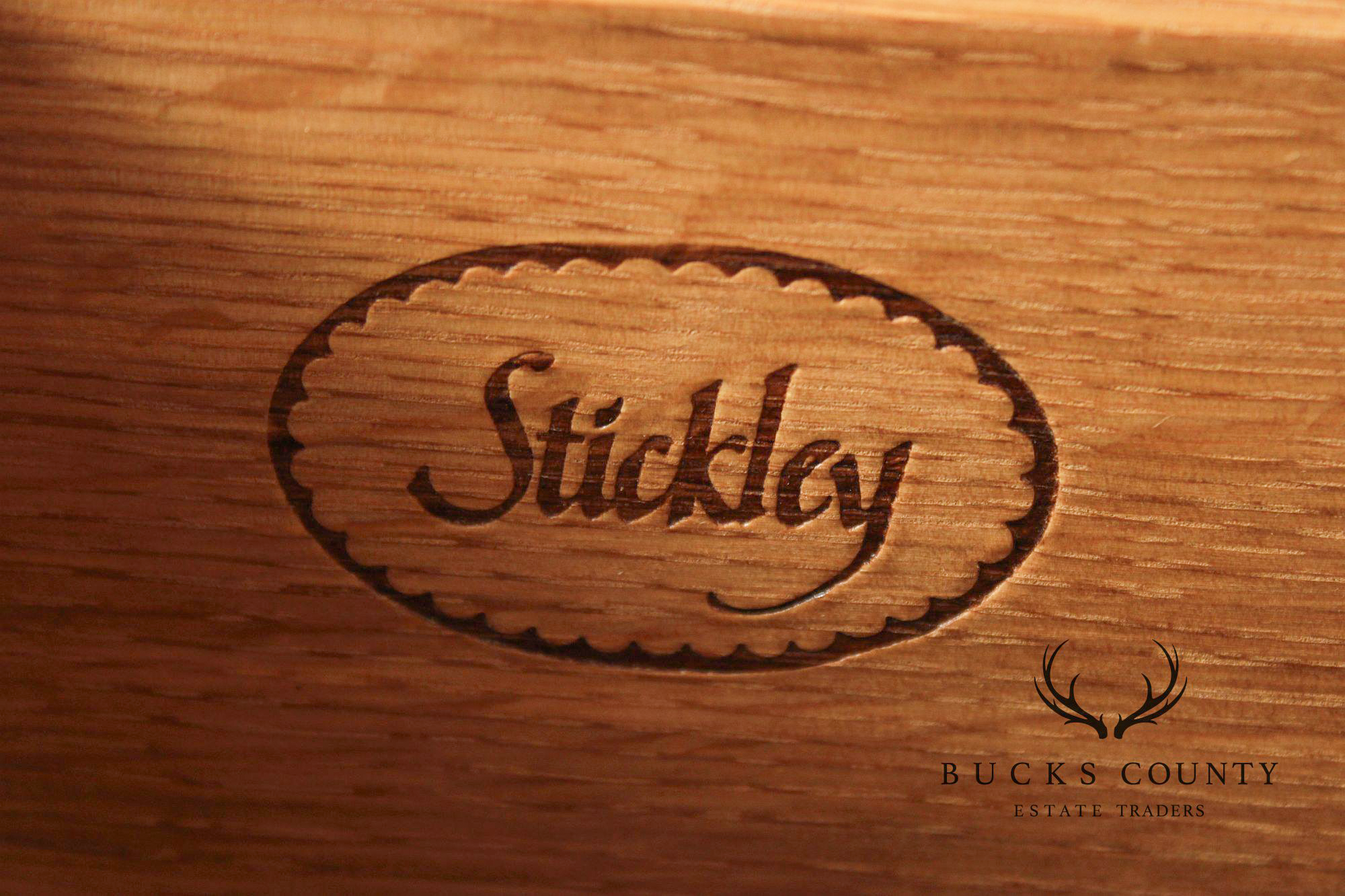 Stickley Marseilles Louis Philippe Cherry 8-Drawer Dresser