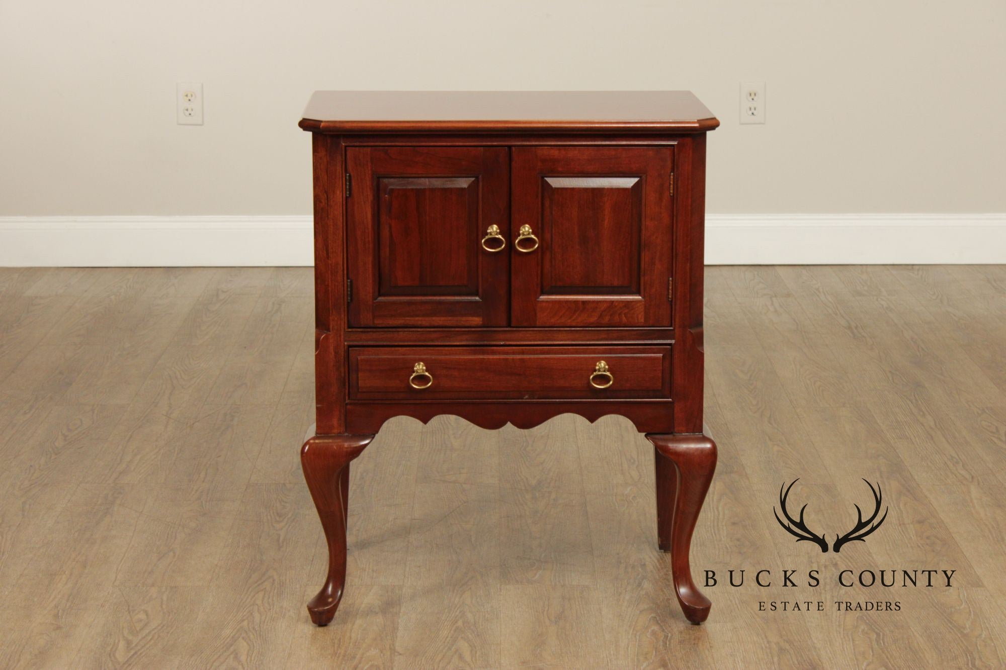 Pennsylvania House Queen Anne Style Pair of Cherry Door Nightstands