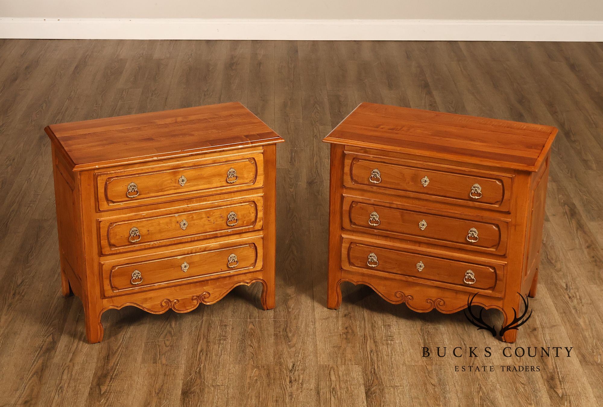 Ethan Allen 'Legacy' French Country Style Pair of Nightstands