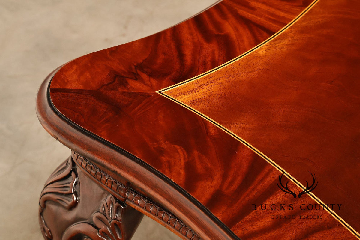 Henredon Georgian Style Banded Mahogany Expandable Dining Table