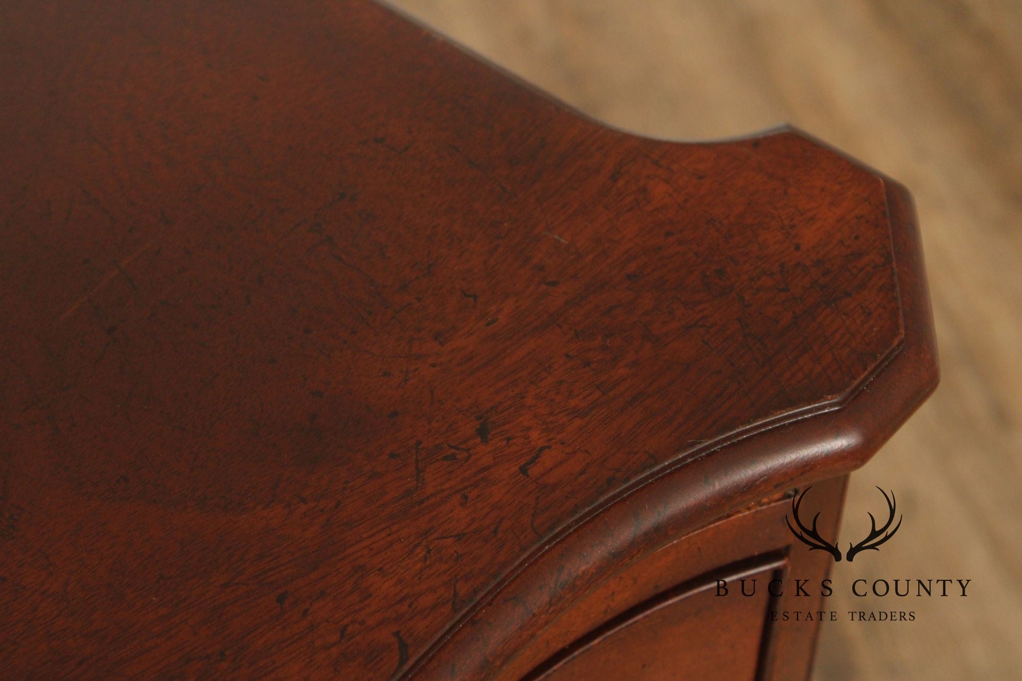 Baker Furniture Georgian Style Pair of Mahogany Chests