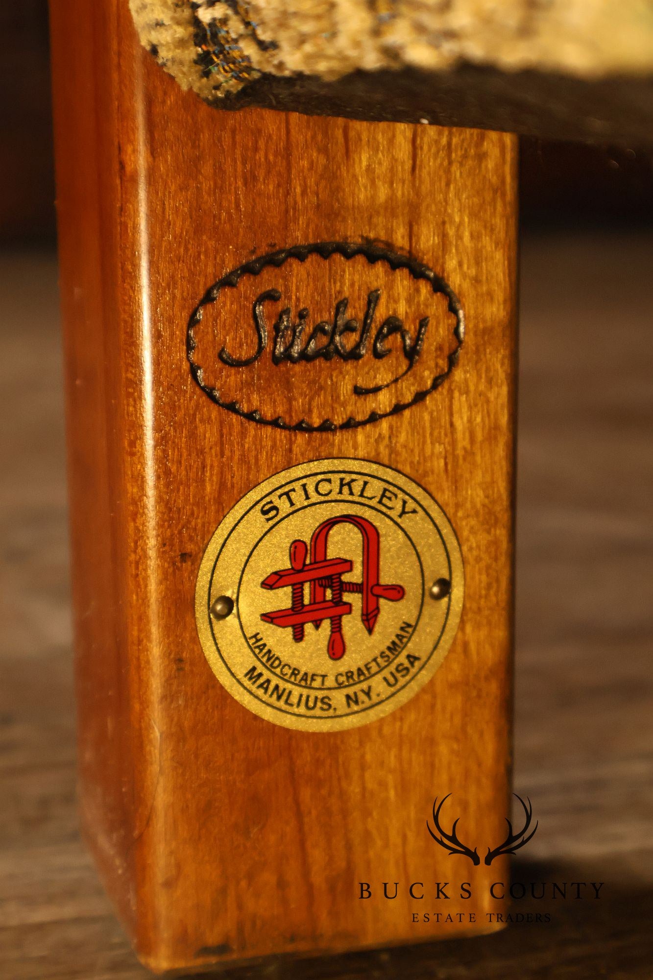 Stickley Mission Collection 'Fayetteville' Cherry Frame Sofa