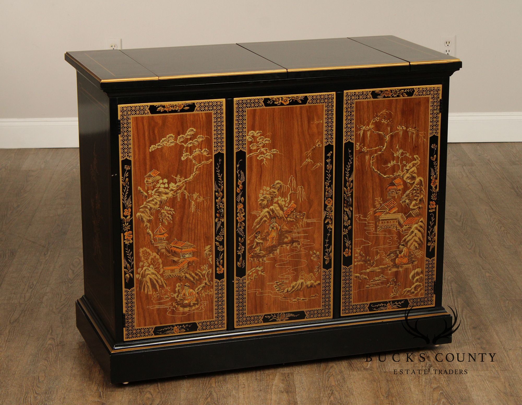 Drexel 'Et Cetera' Chinoiserie Flip Top Server