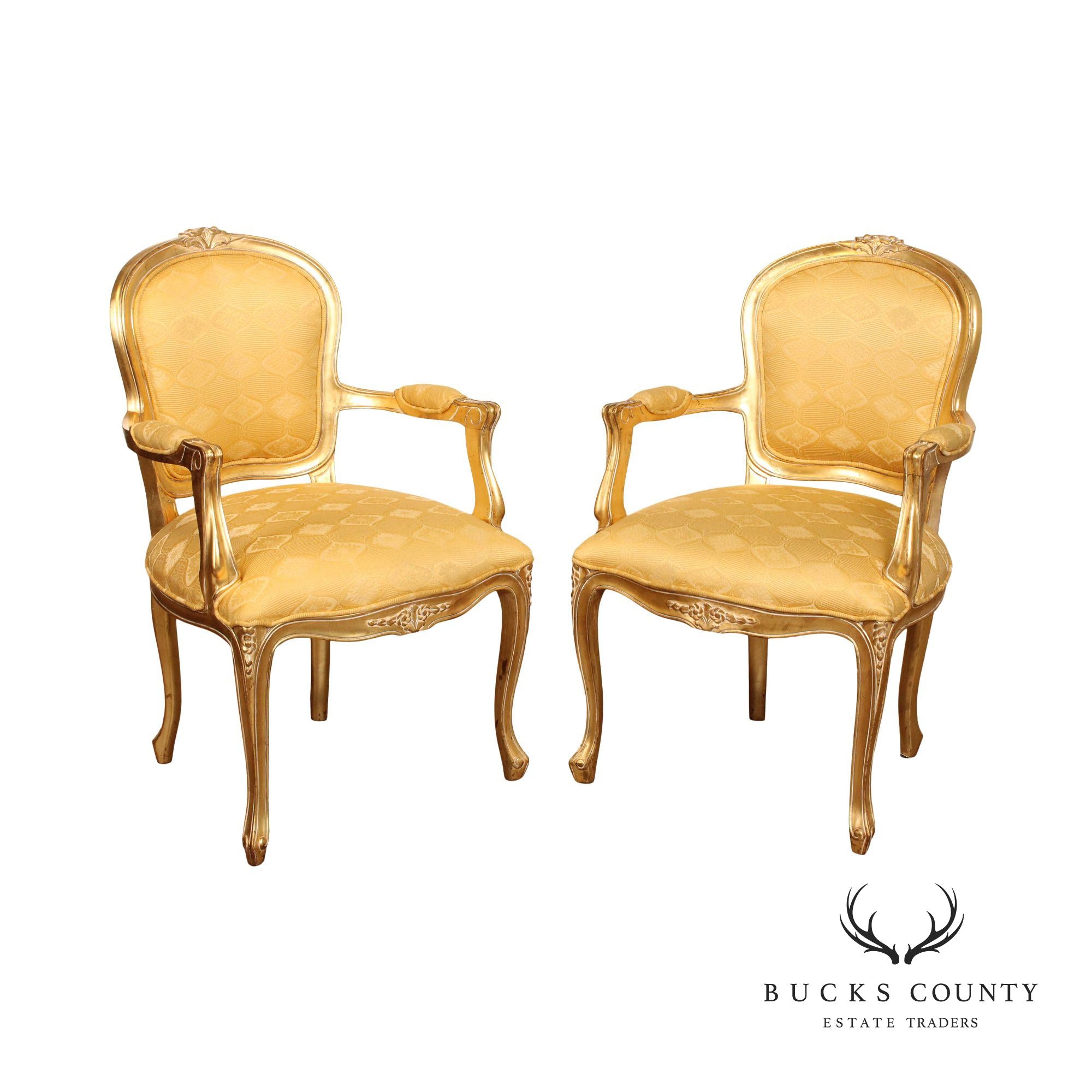 French Louis XV Style Pair of Giltwood Fauteuil Armchairs