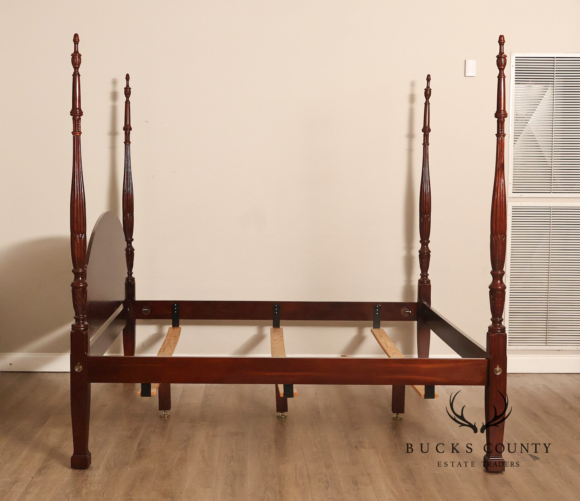 Craftique Mebane Rice Traditional Mahogany King Four Poster Bed
