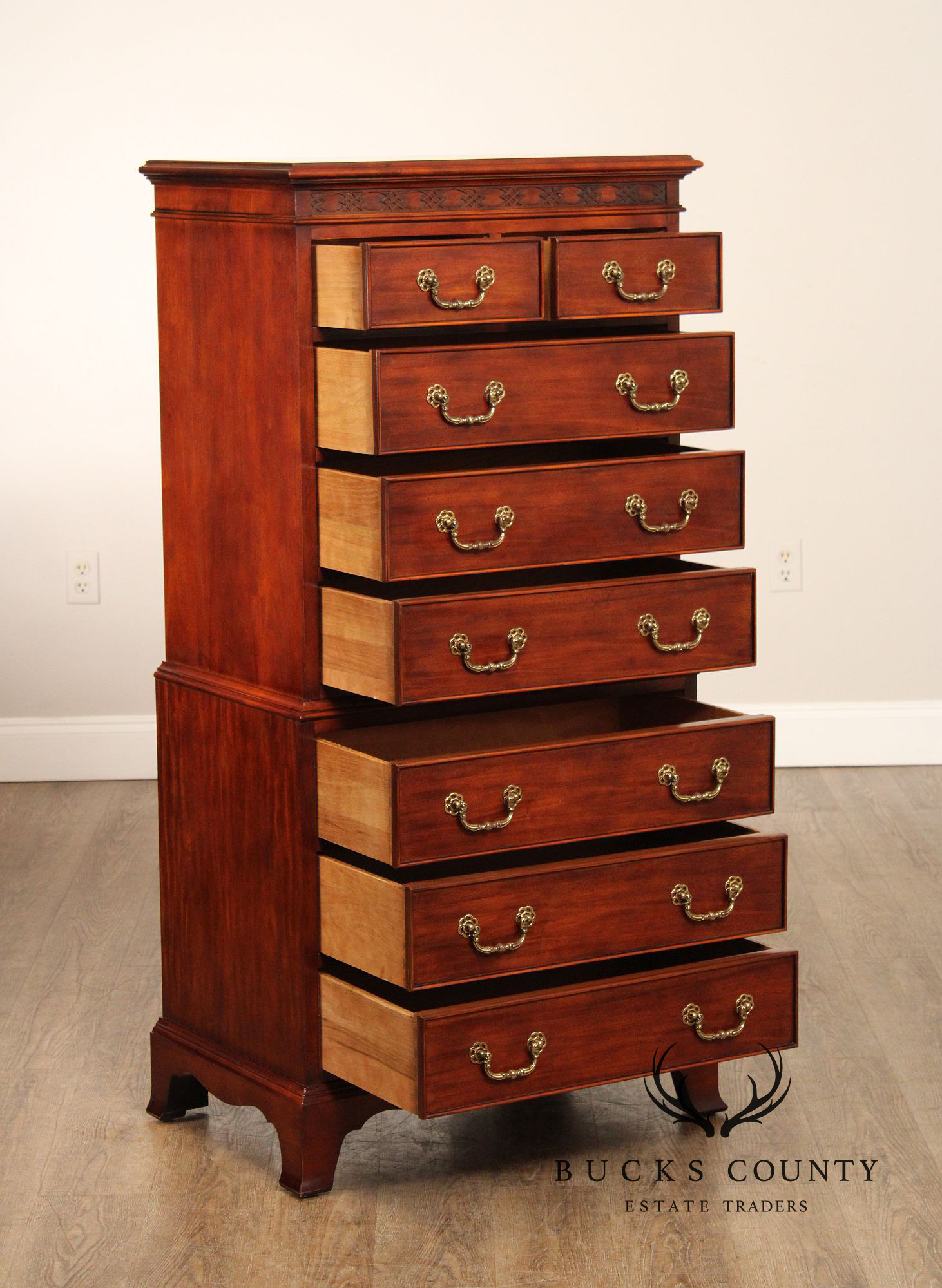 Century Furniture Georgian Style Mahogany Chest on Chest