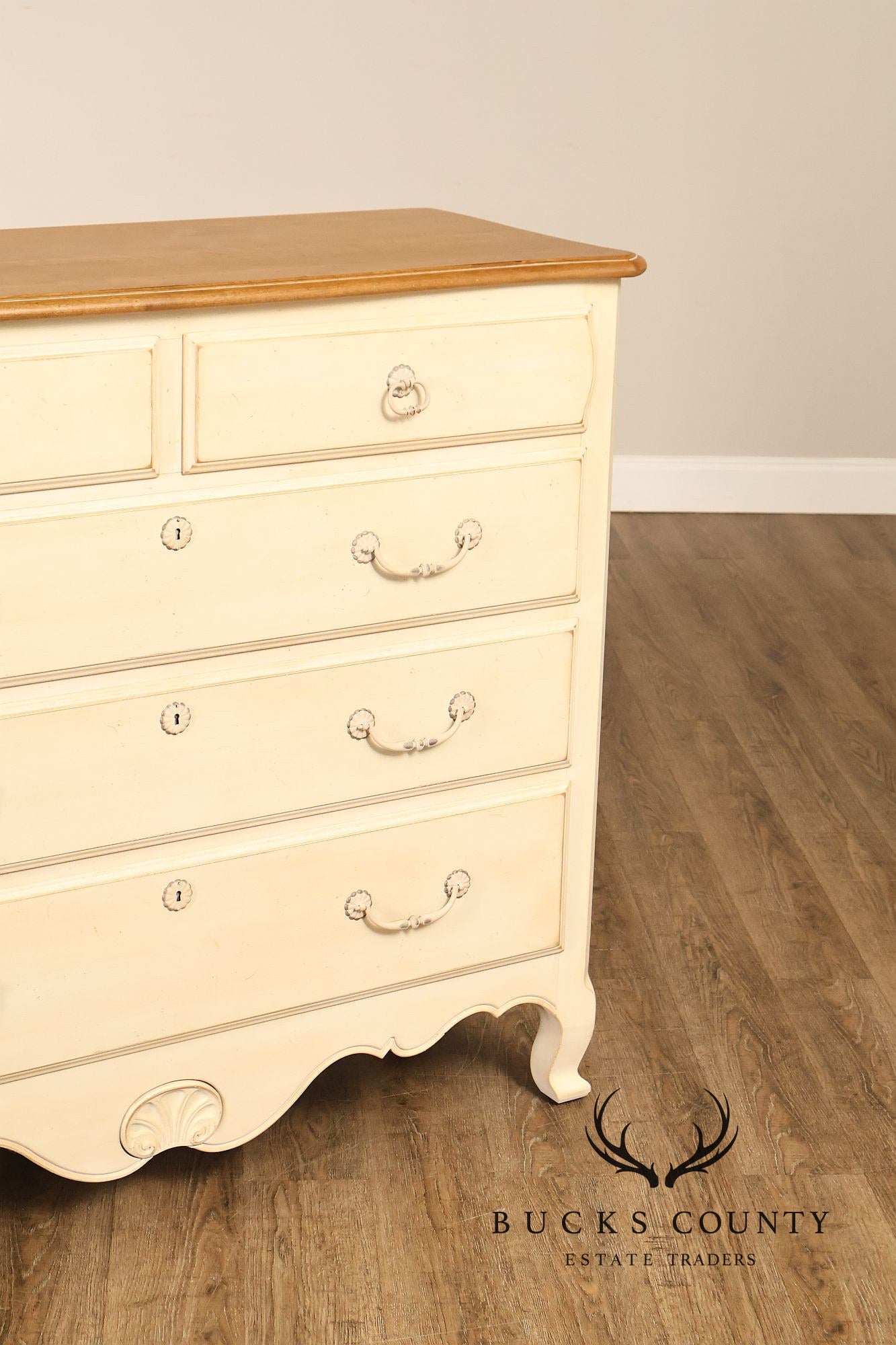 Ethan Allen 'Country French' Distress Painted Chest of Drawers