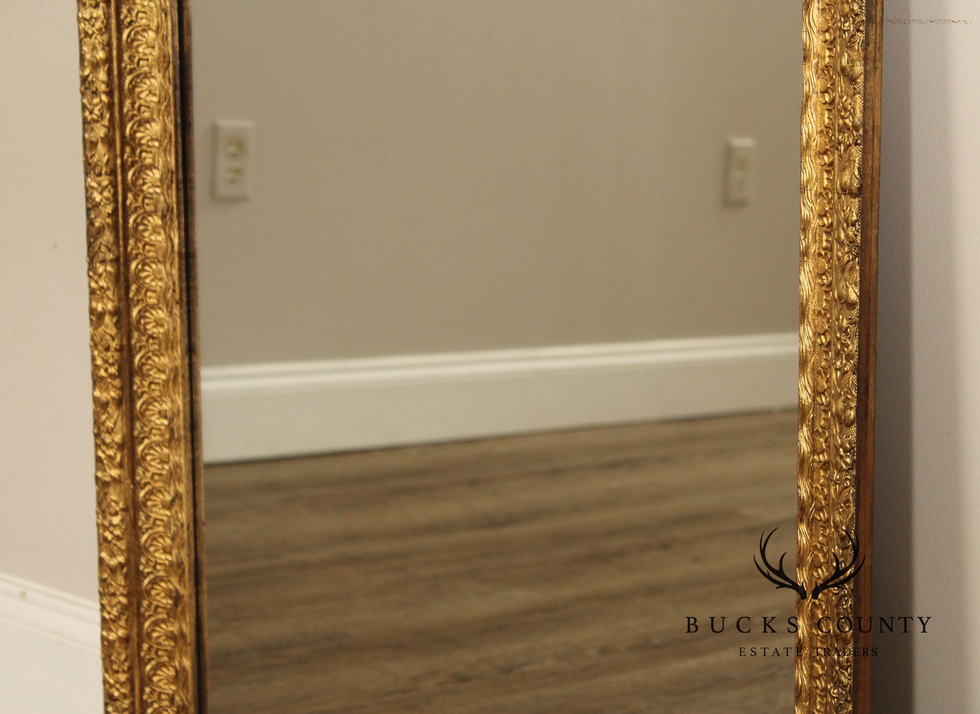 French Rococo Style Giltwood Carved Wall Mirror