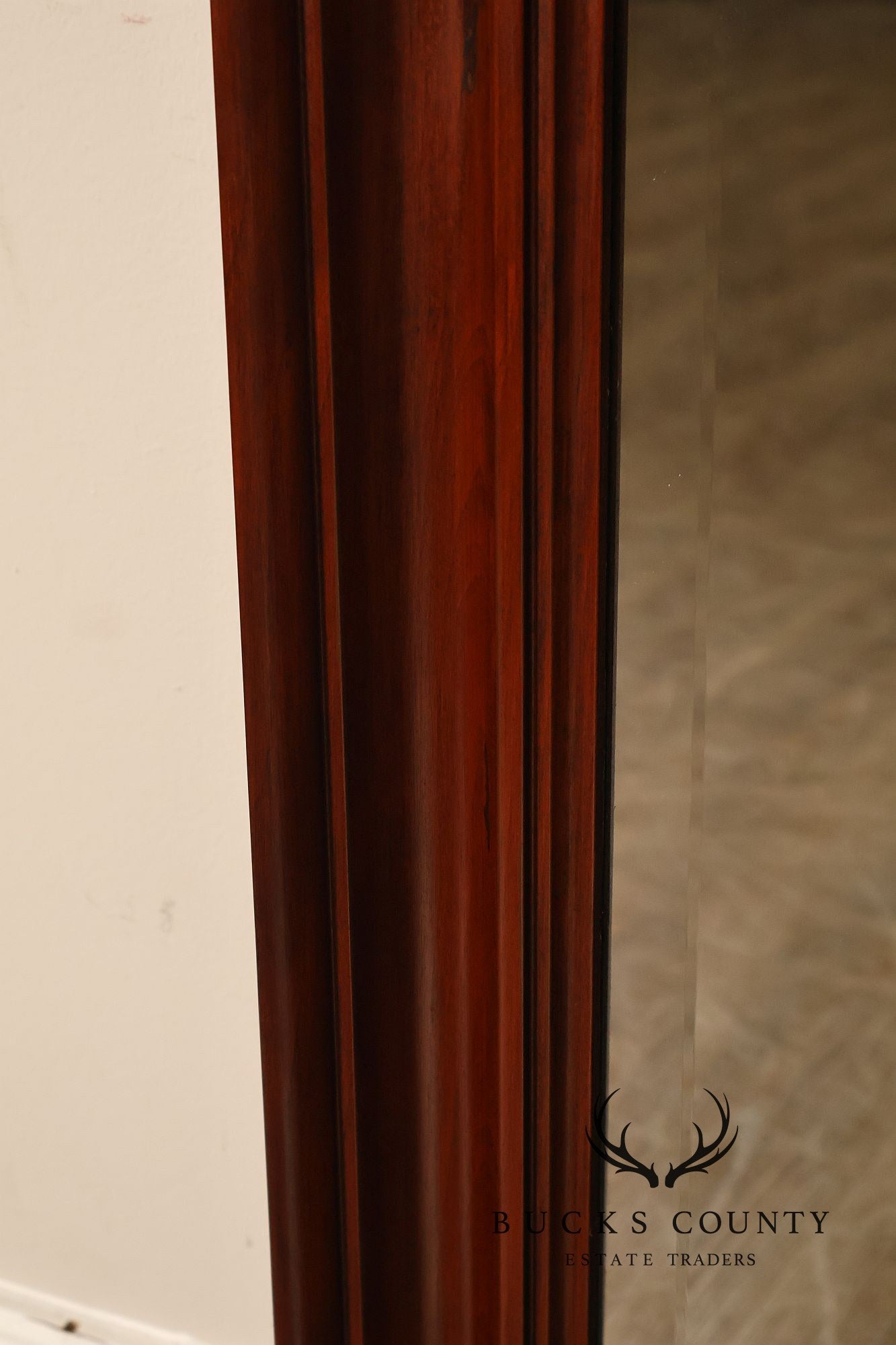 Henkel Harris Traditional Cherry Dresser Mirror