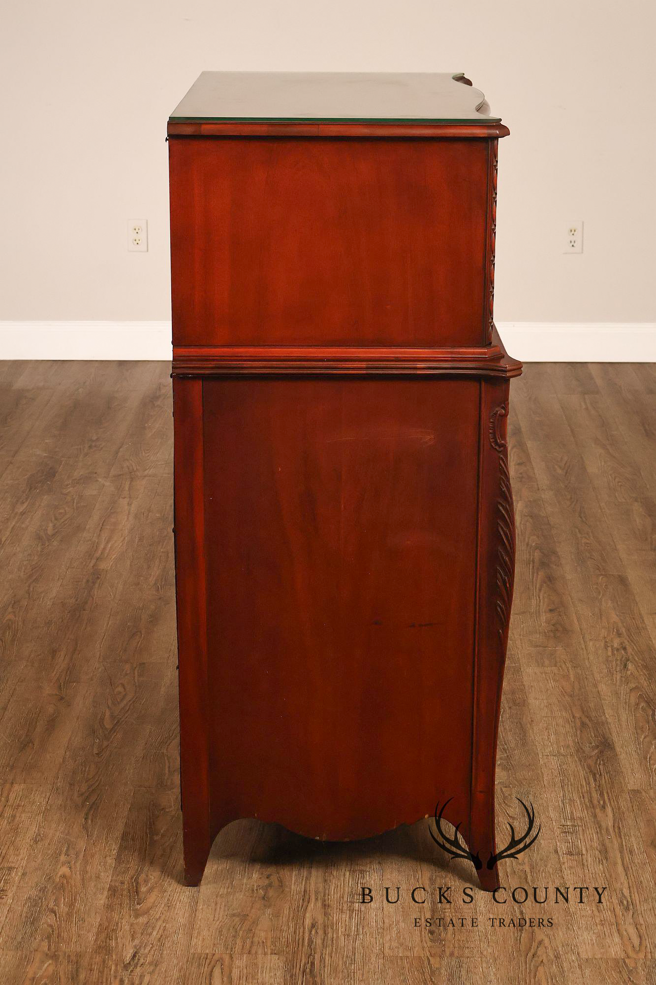 1940;s French Style Flame Mahogany Serpentine Chest-On-Chest