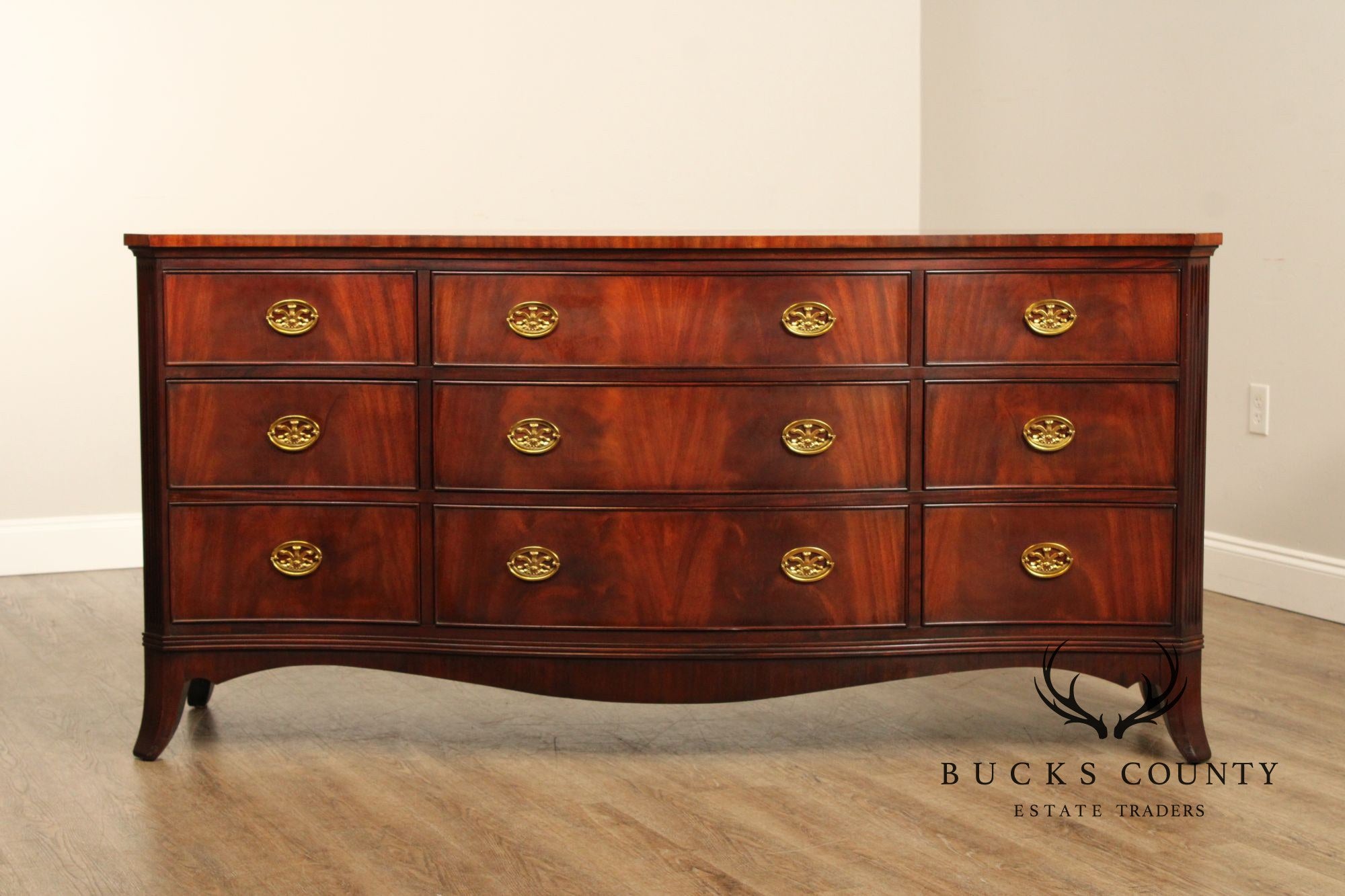 Henkel Harris Hepplewhite Style Mahogany Nine Drawer Dresser