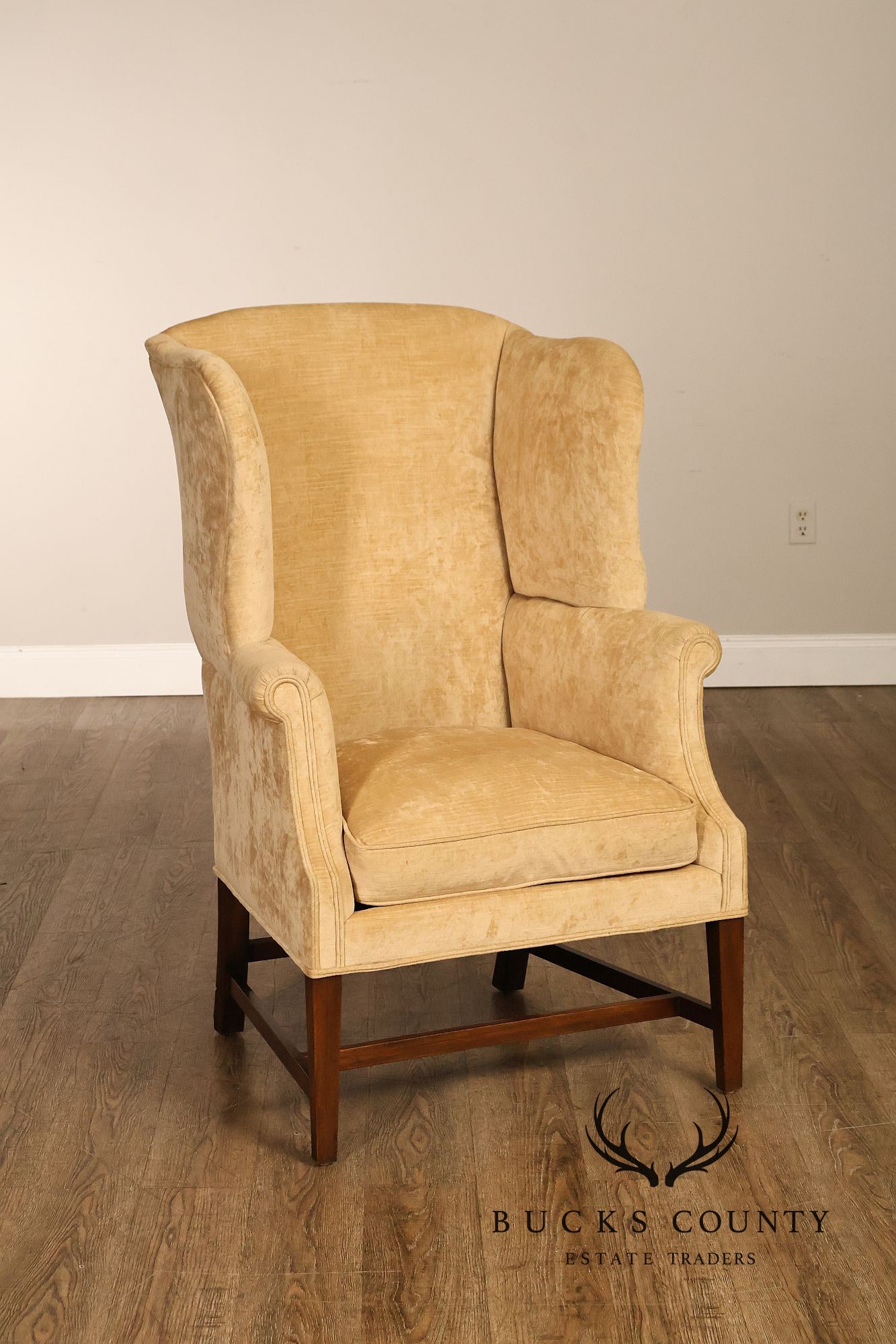 Kittinger Williamsburg Adaptation Wing Chair