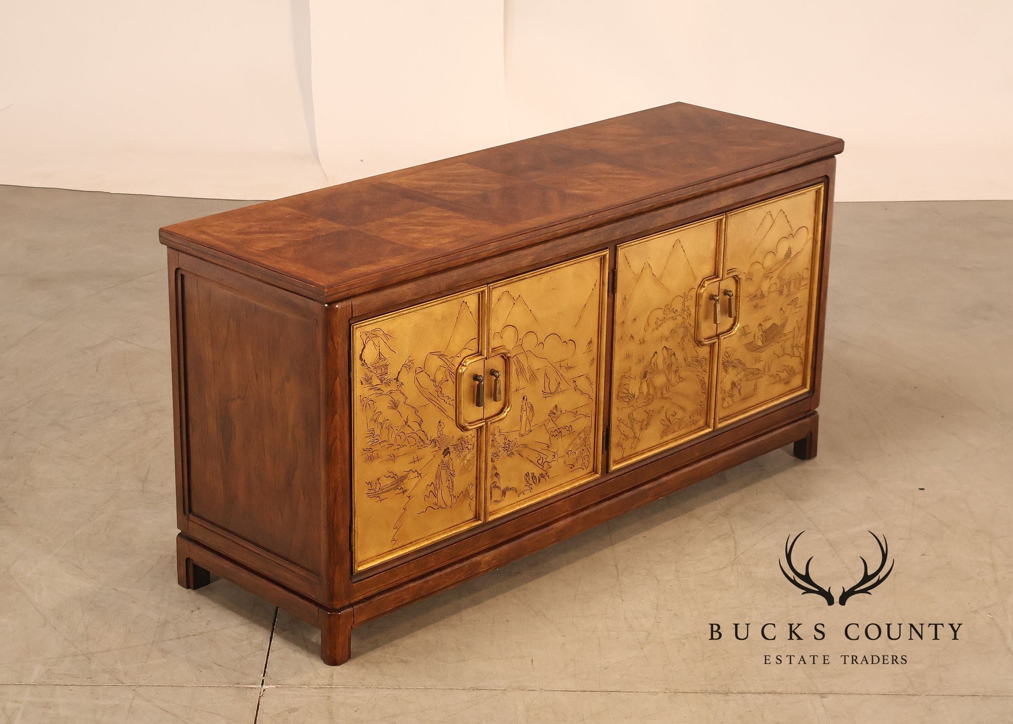 Thomasville Vintage Mystique Asian Inspired Credenza Sideboard