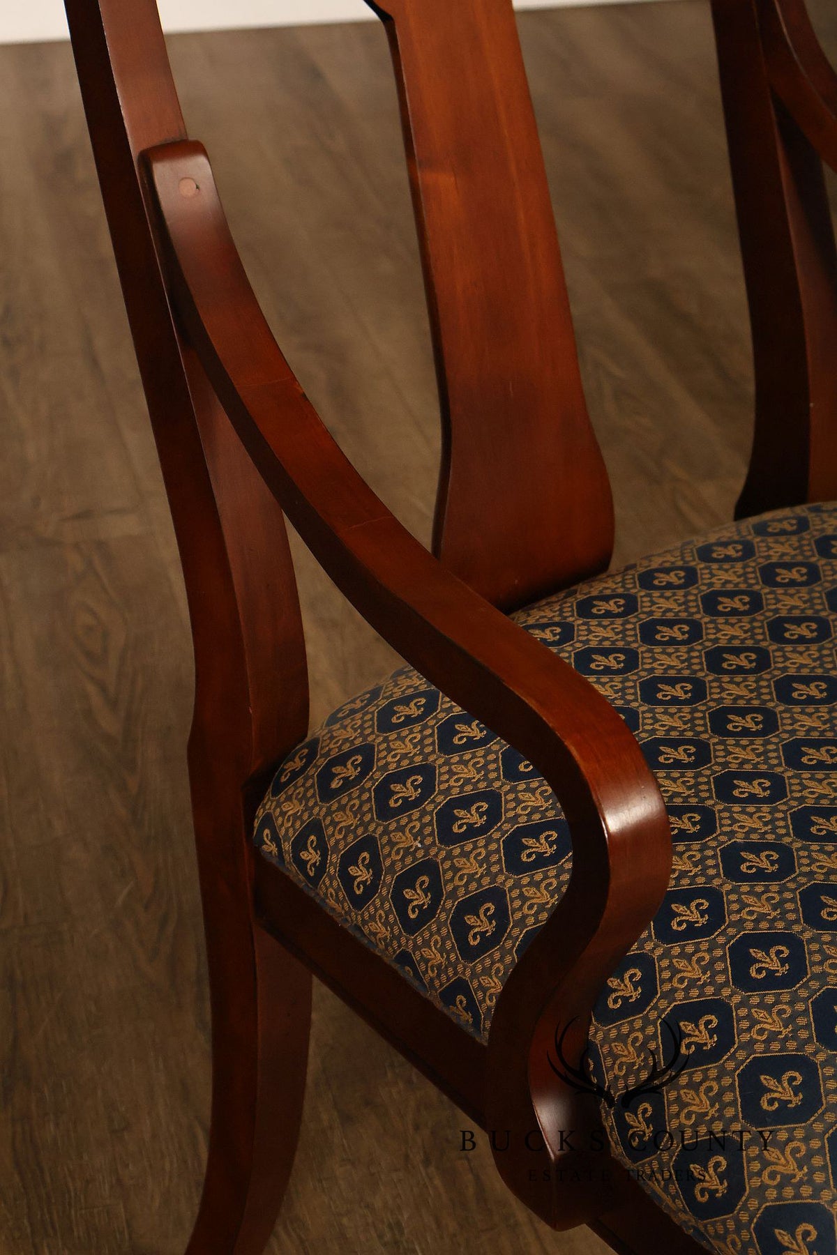 Ethan Allen British Classics Collection Set of Eight Dining Chairs