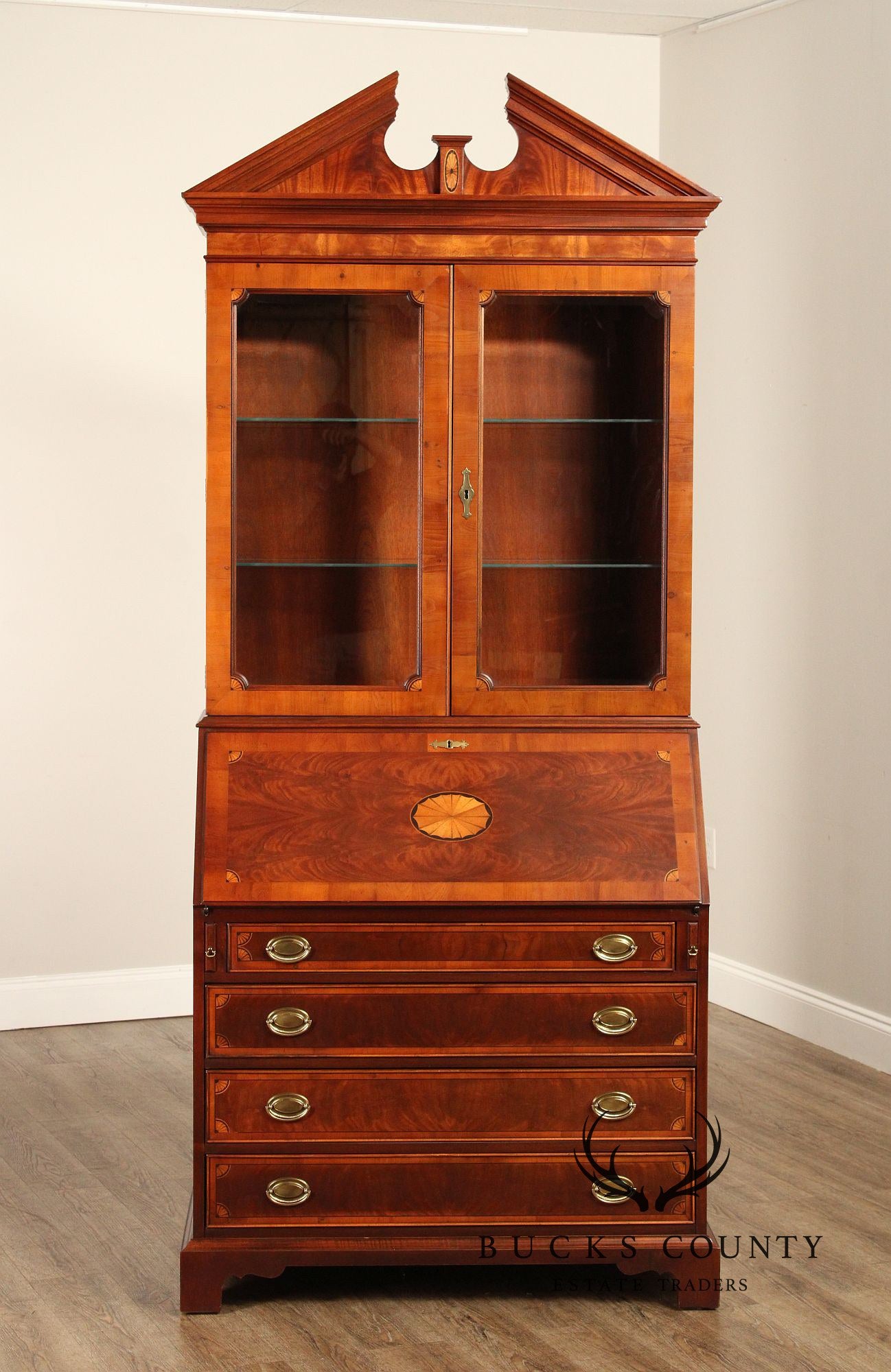 Hekman Hepplewhite Style Mahogany Secretary Bookcase