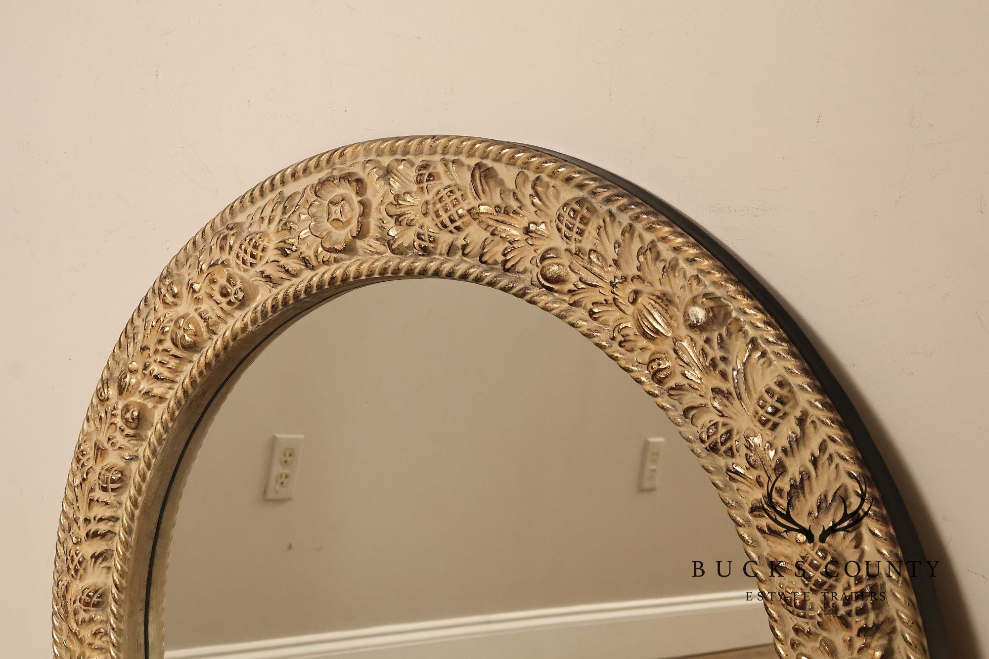 The Bombay Company 'Chardonnay' Round Carved Wall Mirror