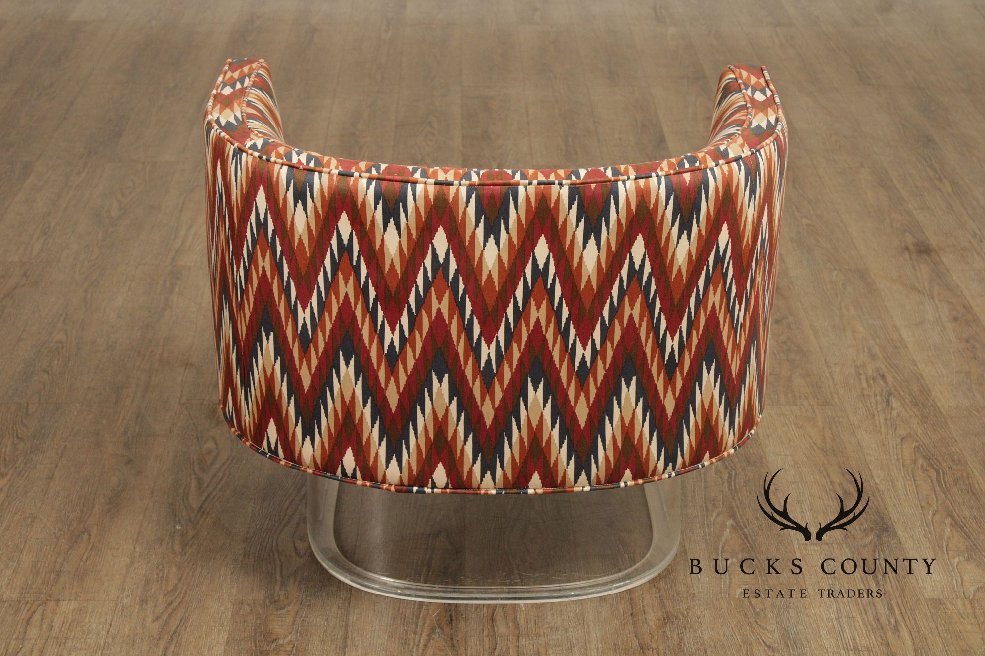 Mid Century Modern Barrel Back Lounge Chair