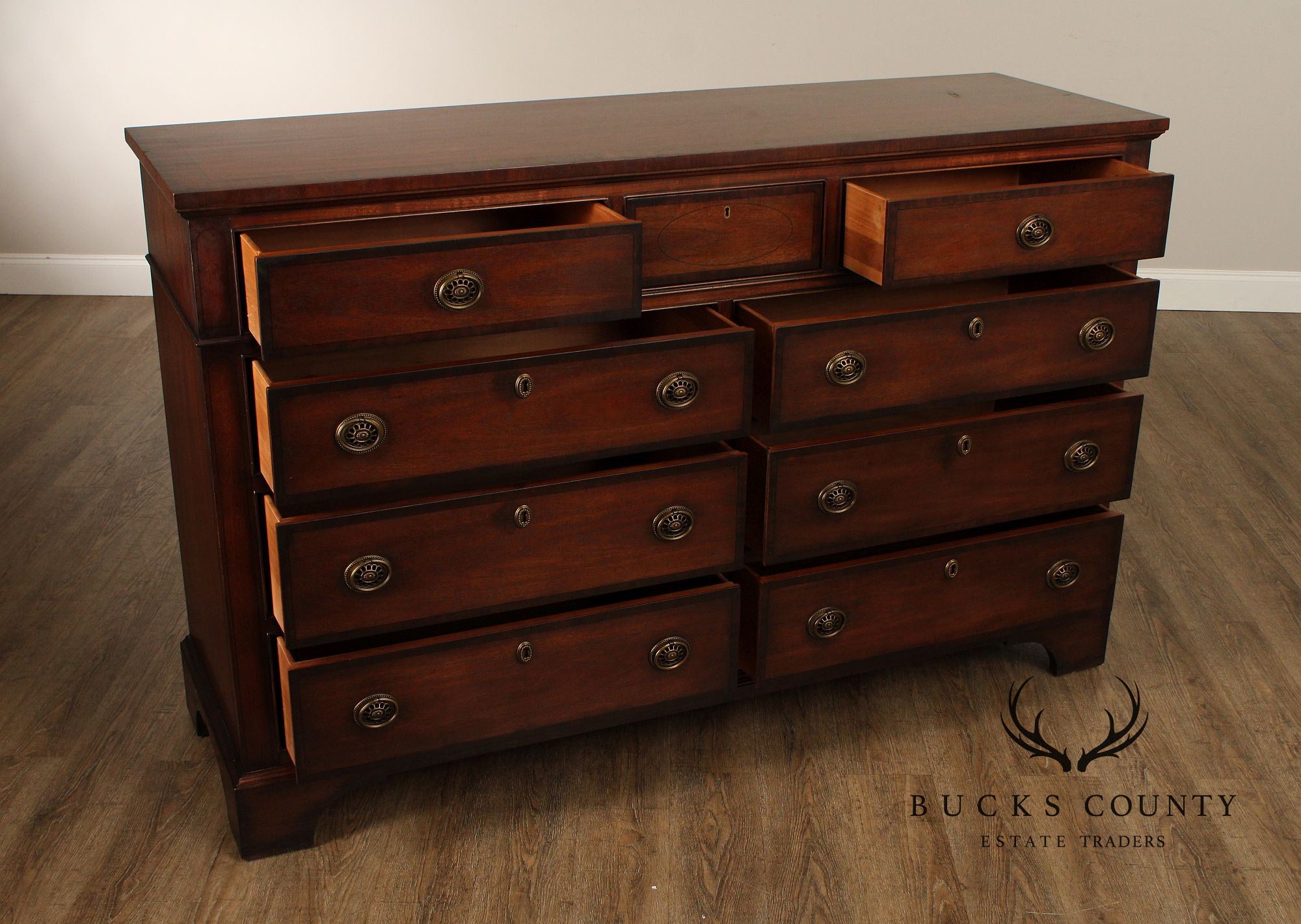 Henredon Georgian Style Mahogany Double Chest